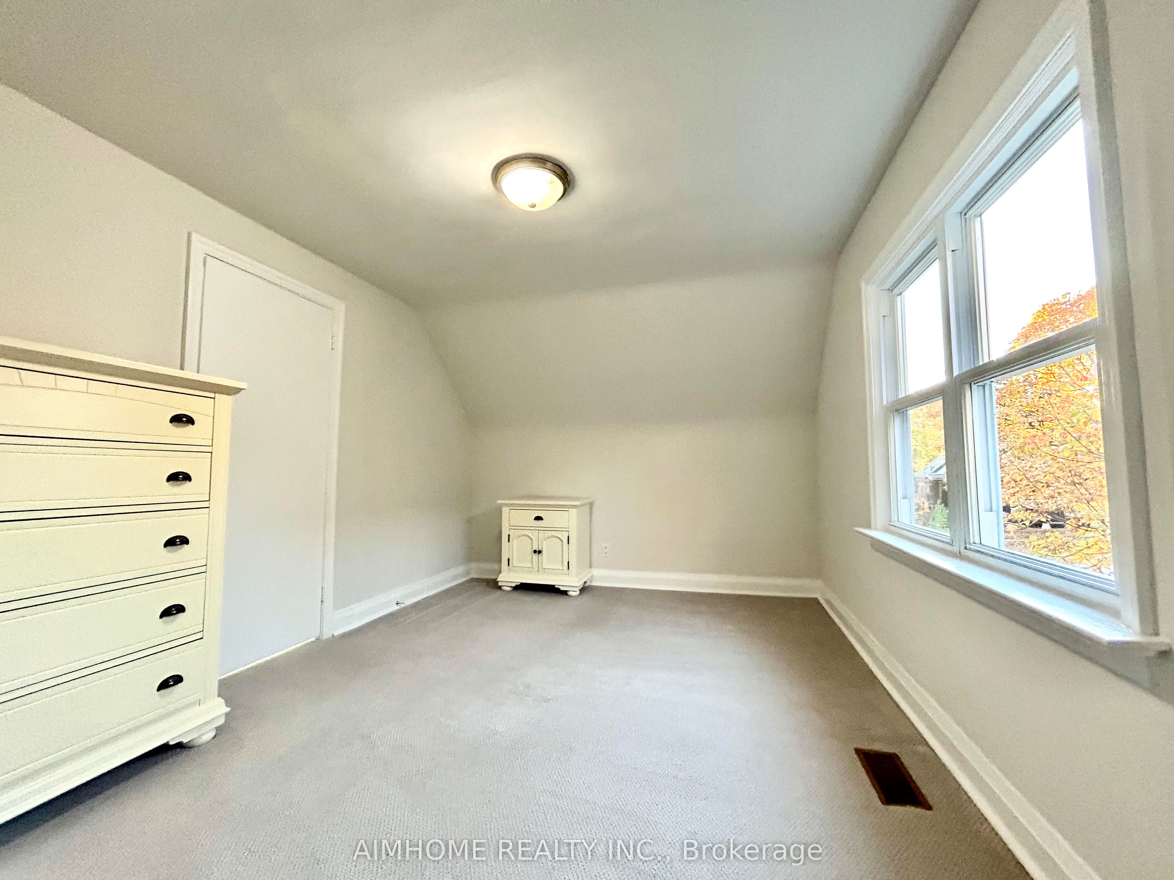 23 Kingswell Crescent