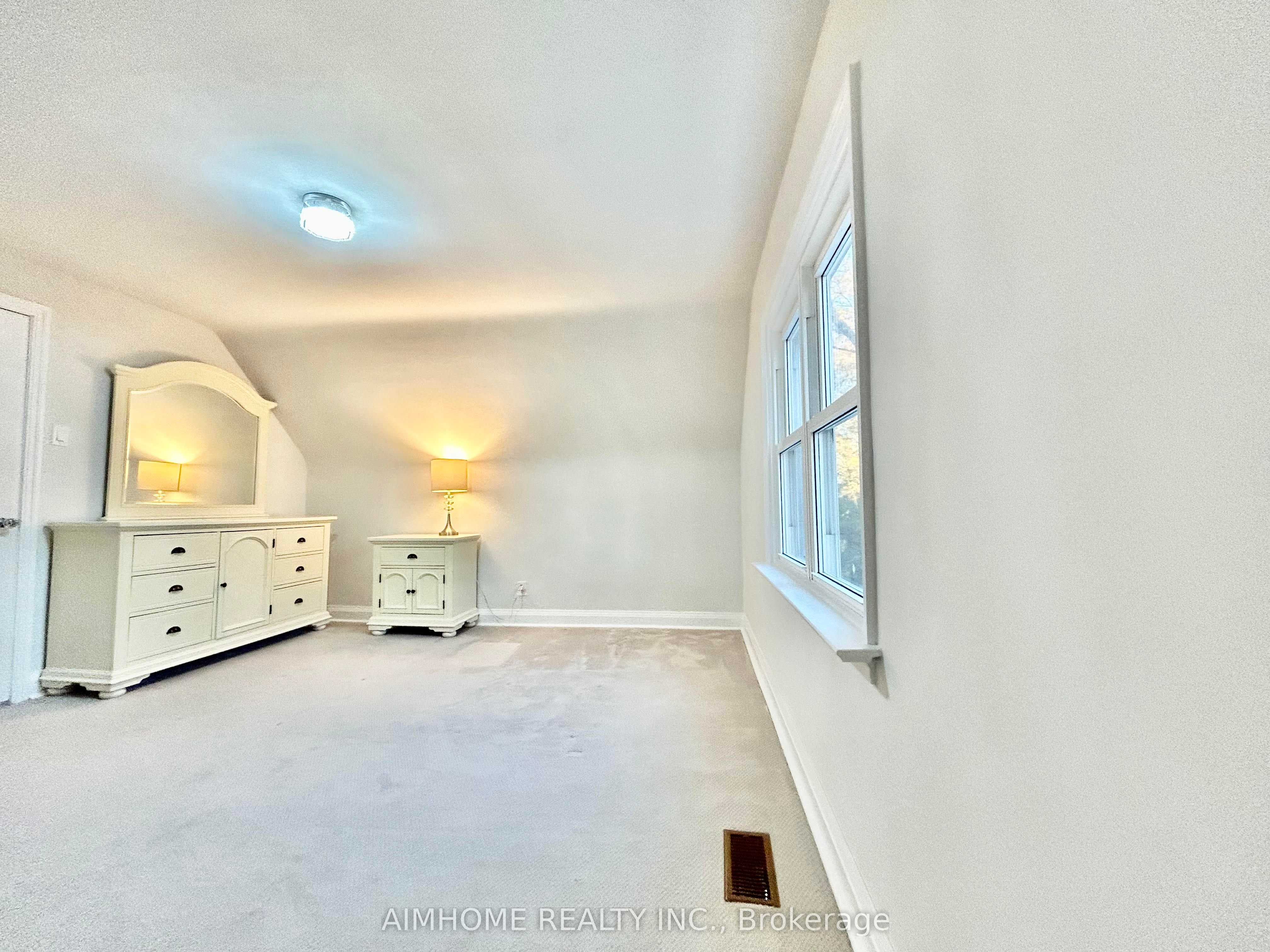 23 Kingswell Crescent