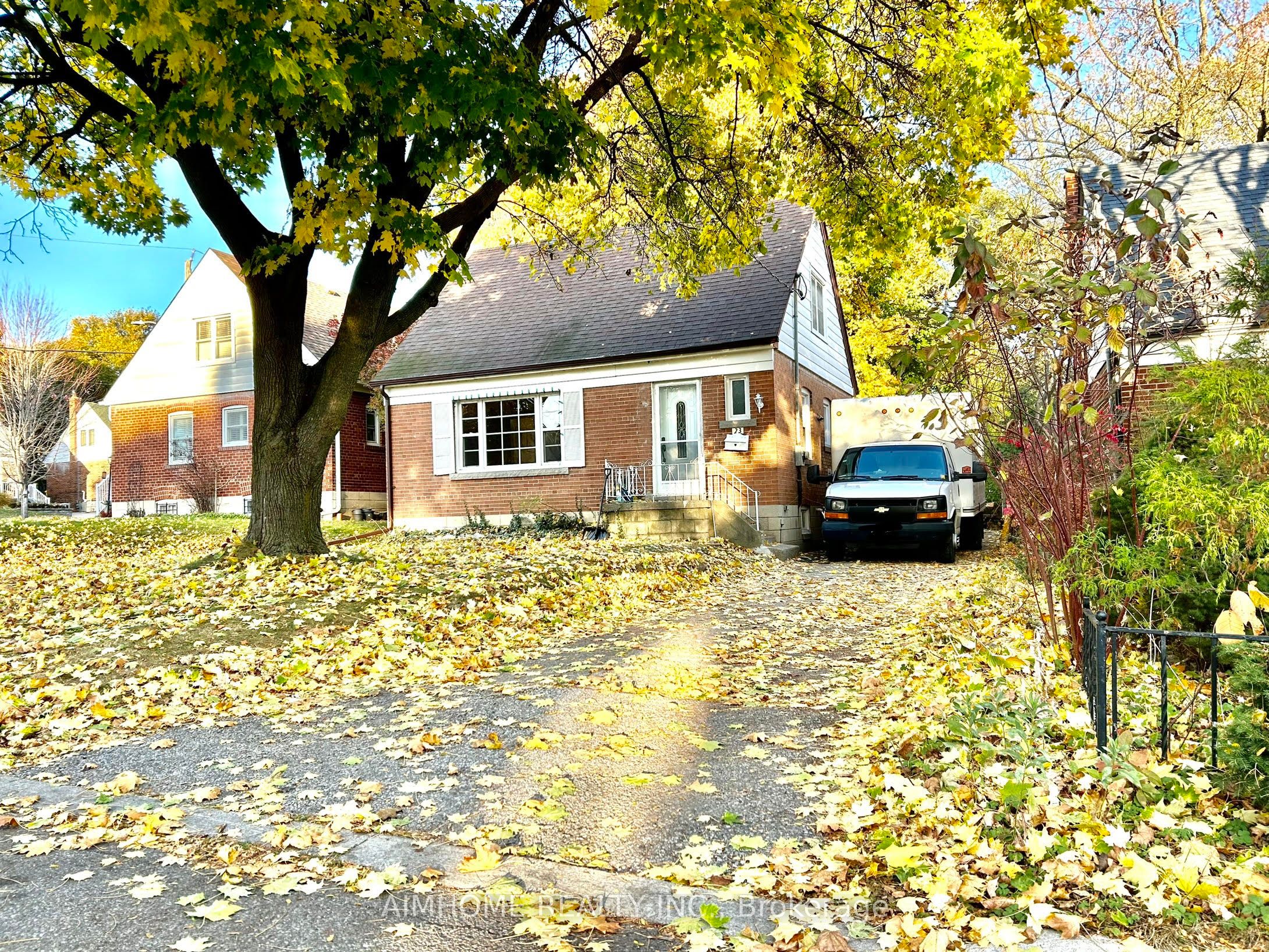 23 Kingswell Crescent