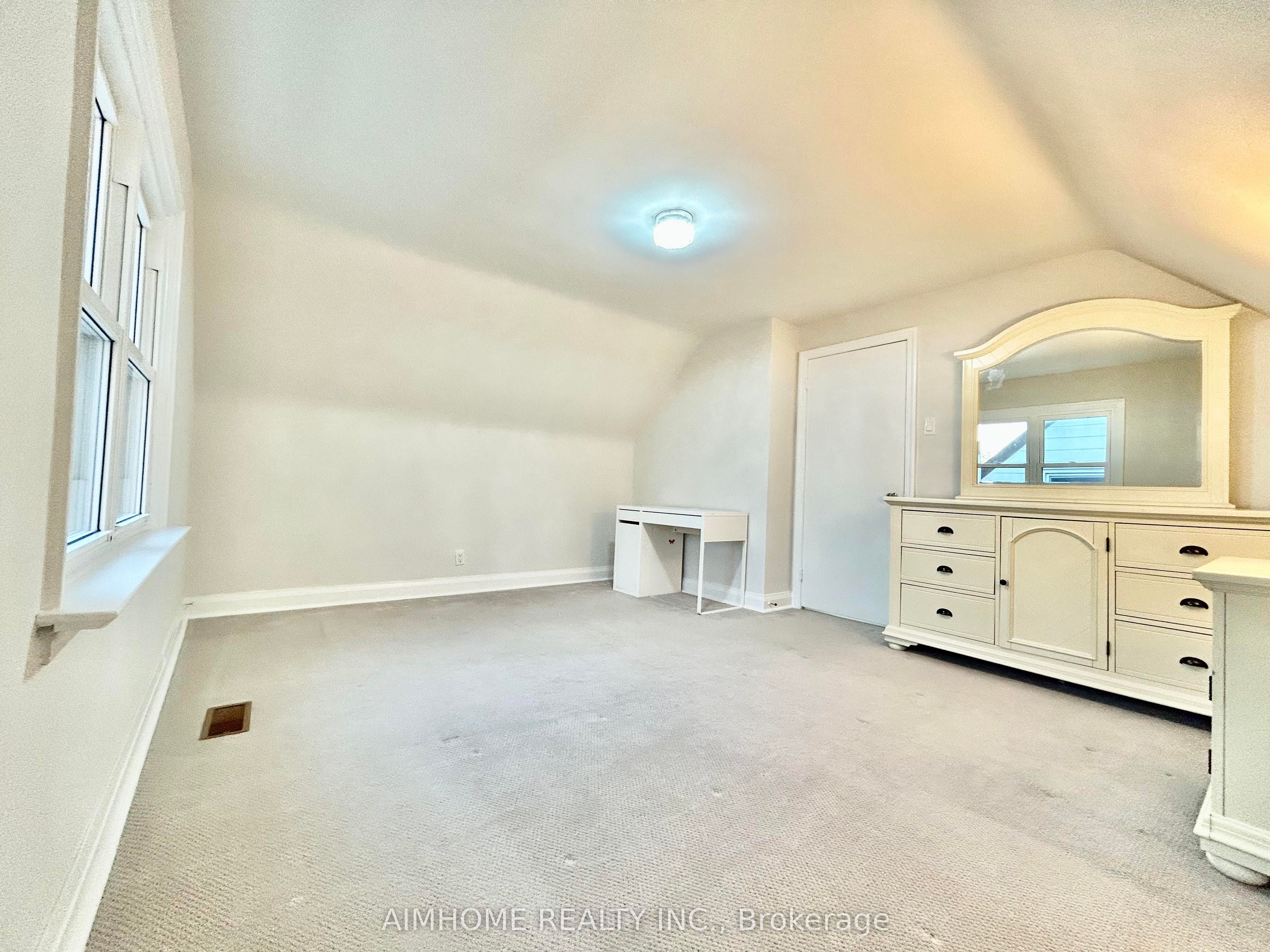 23 Kingswell Crescent