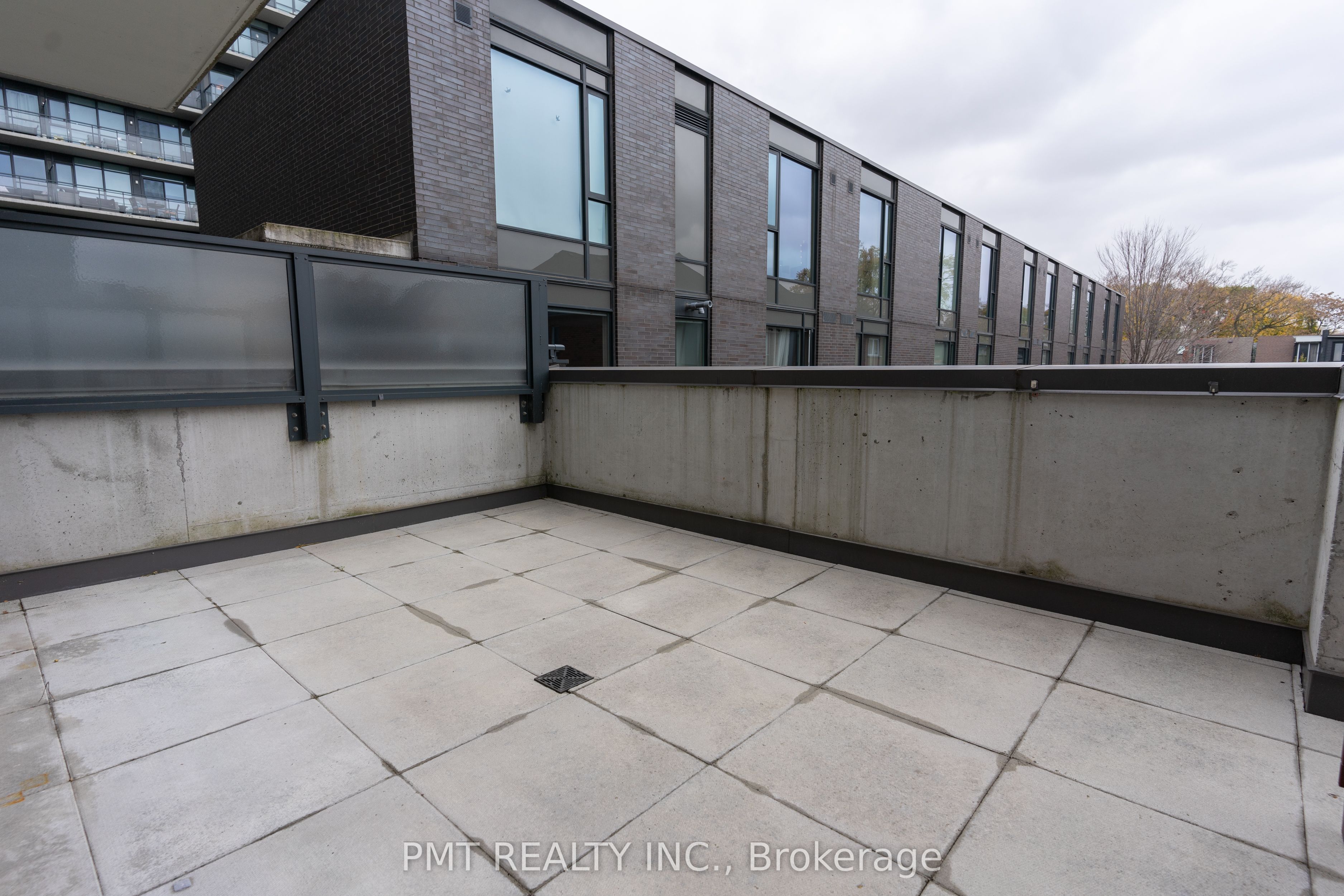 1238 Dundas Street E #310