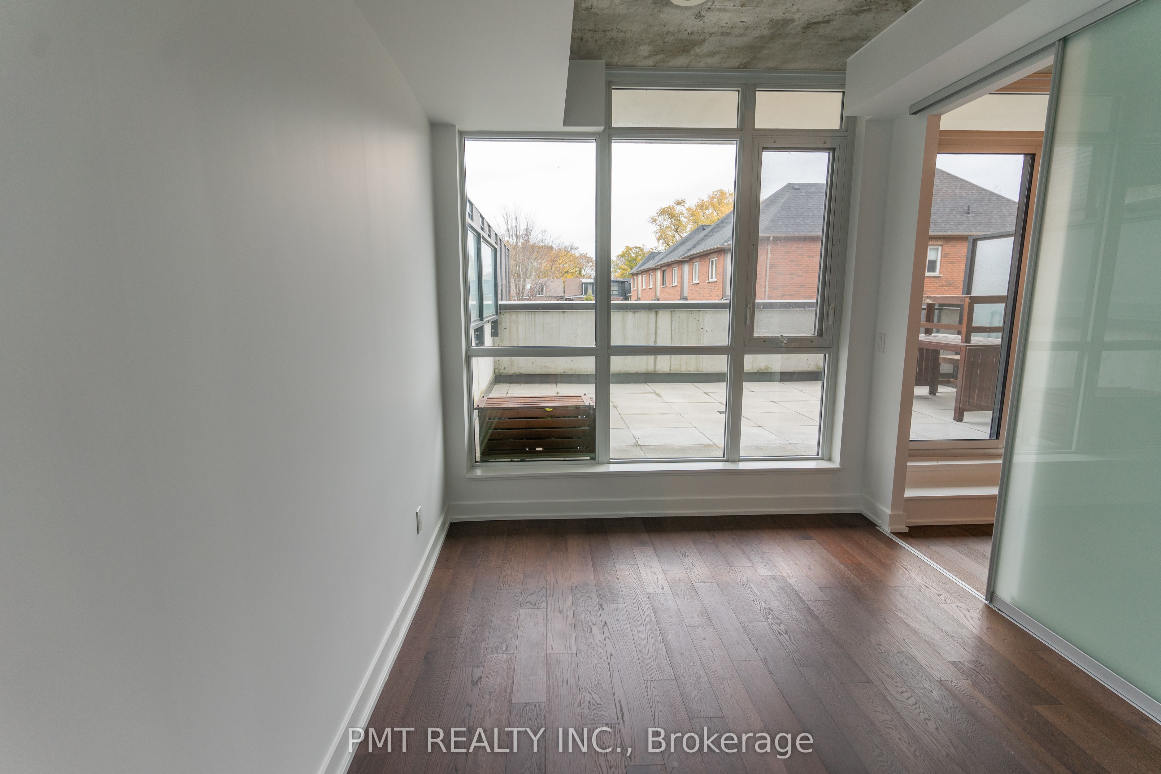 1238 Dundas Street E #310