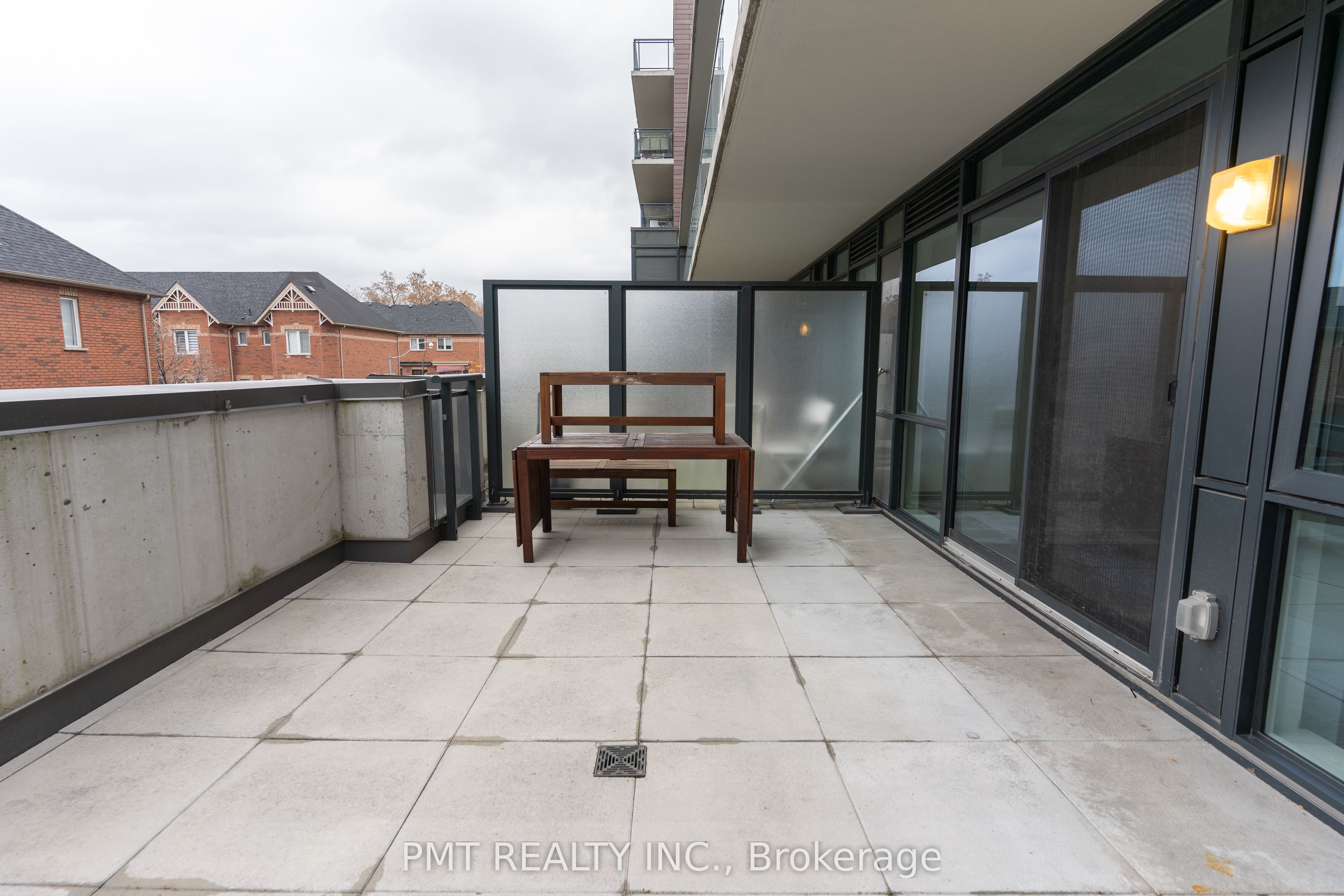 1238 Dundas Street E #310