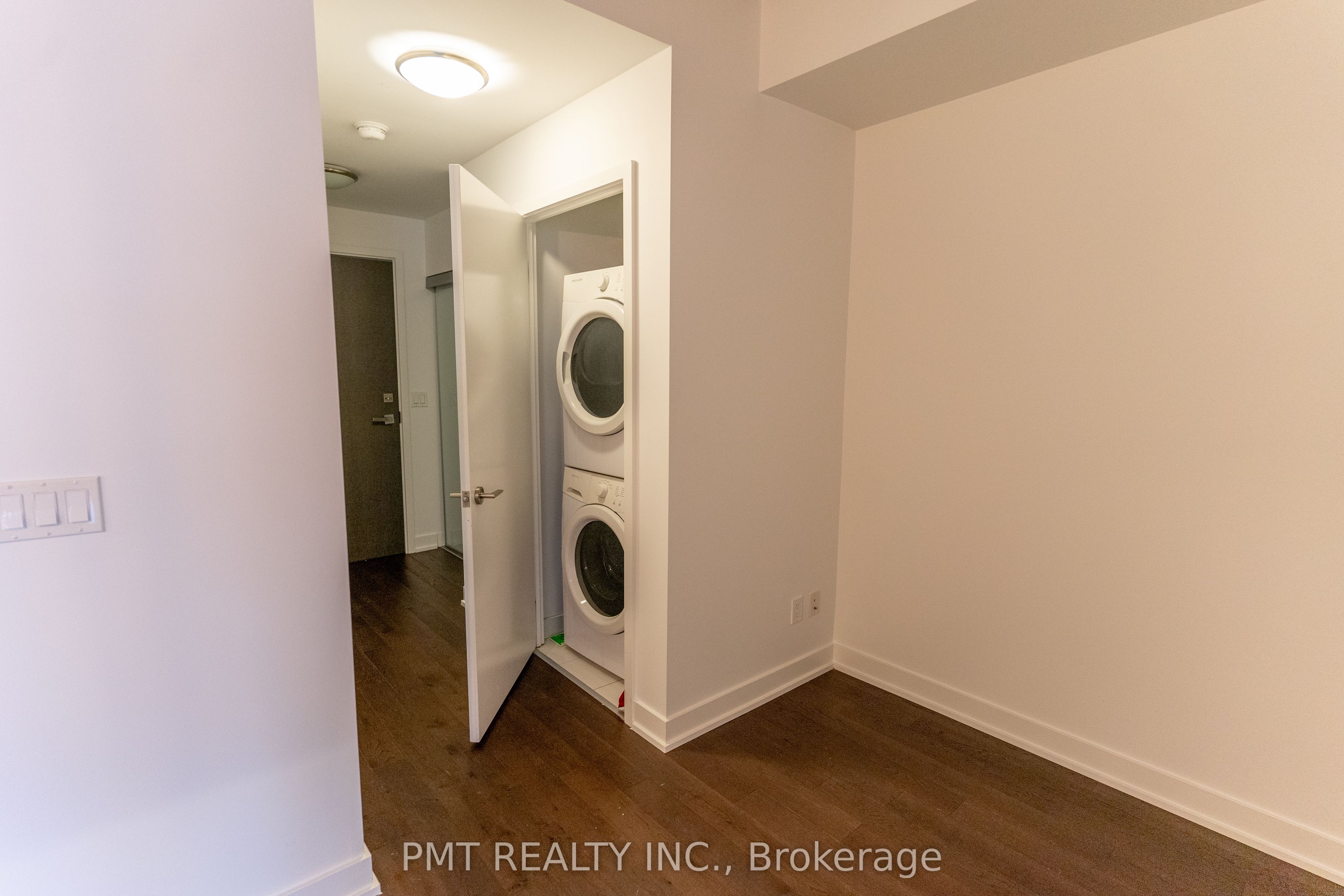1238 Dundas Street E #310