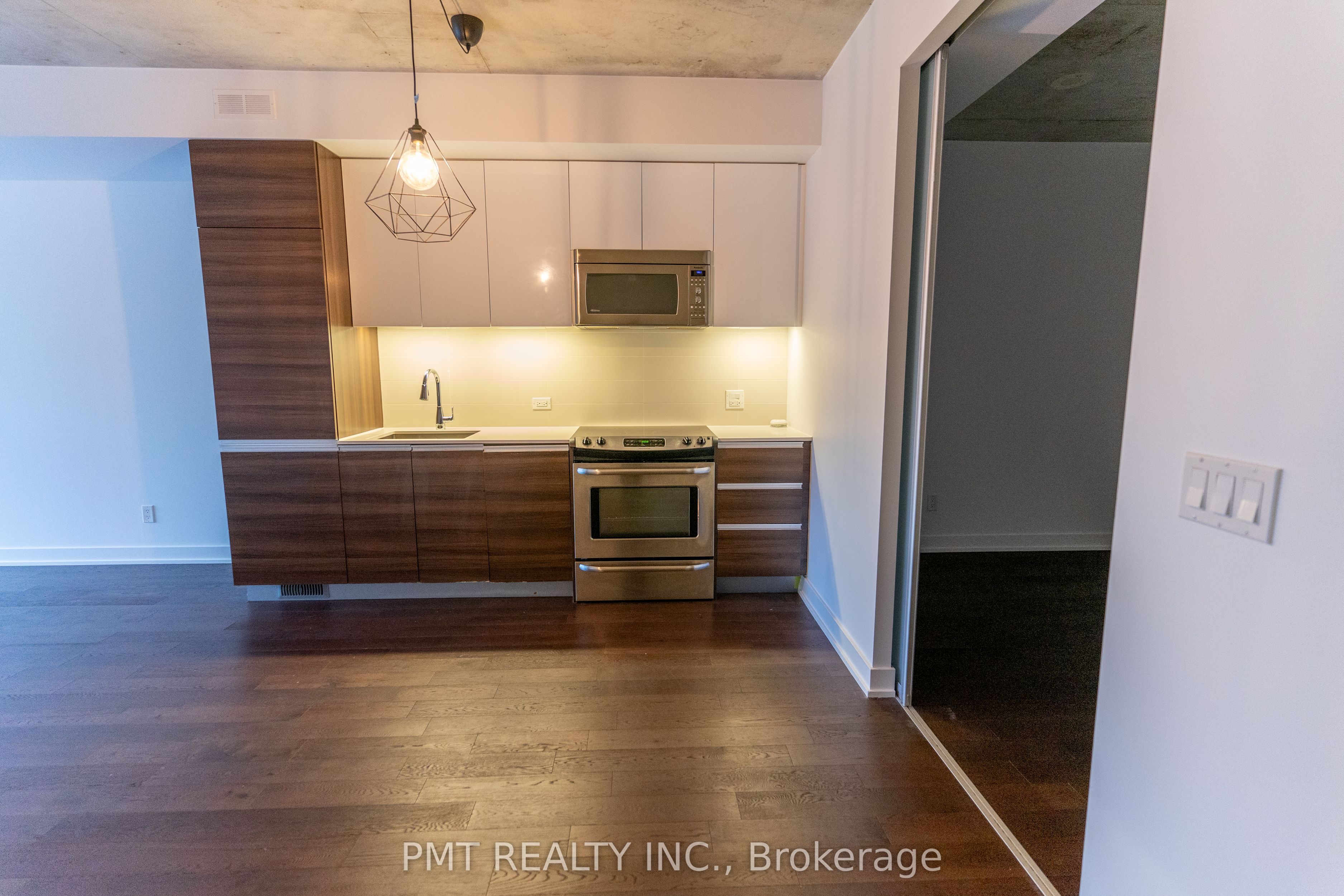 1238 Dundas Street E #310