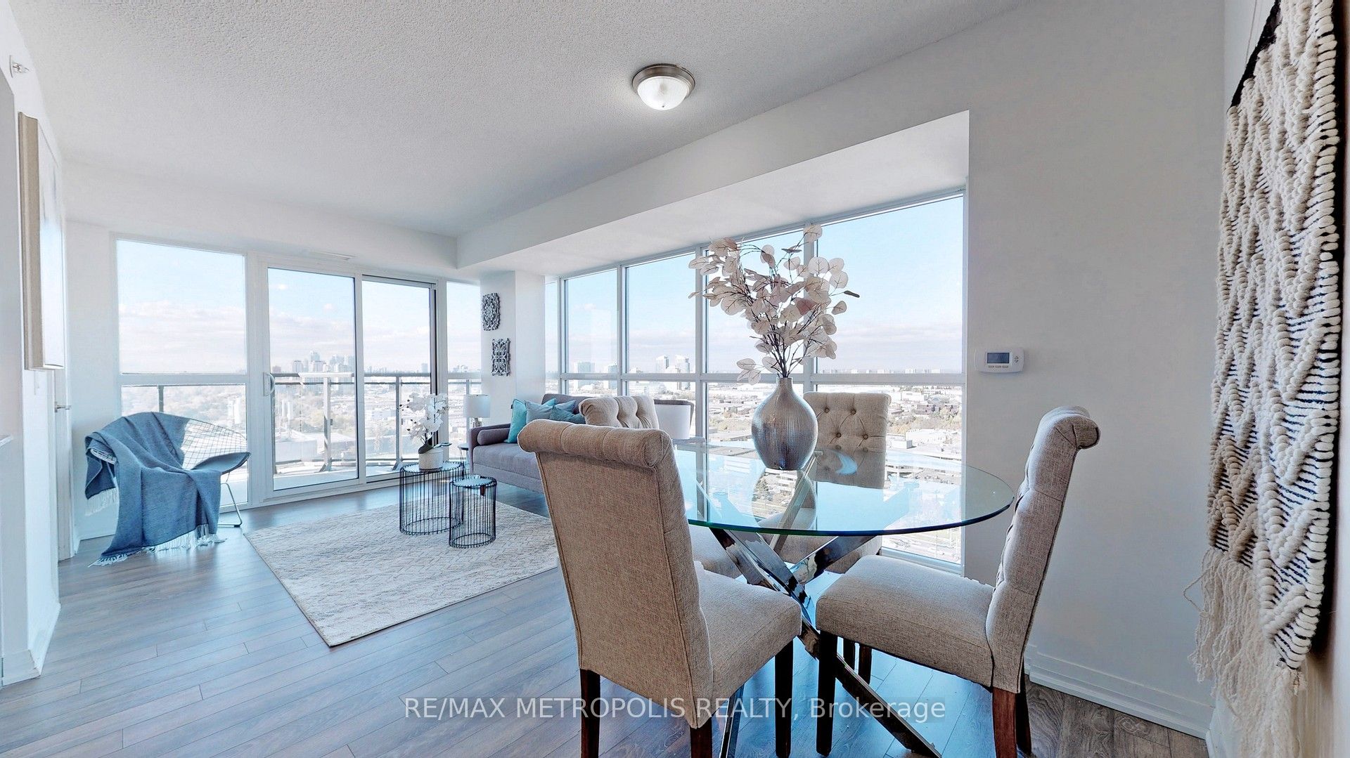 30 Meadowglen Place, #2405