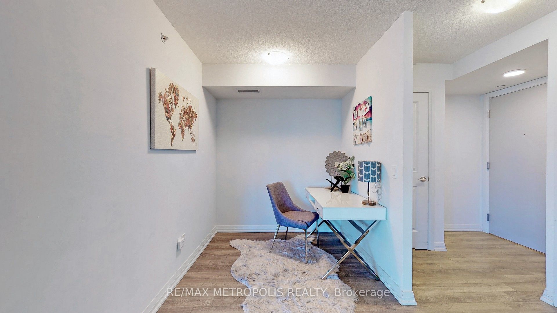 30 Meadowglen Place, #2405