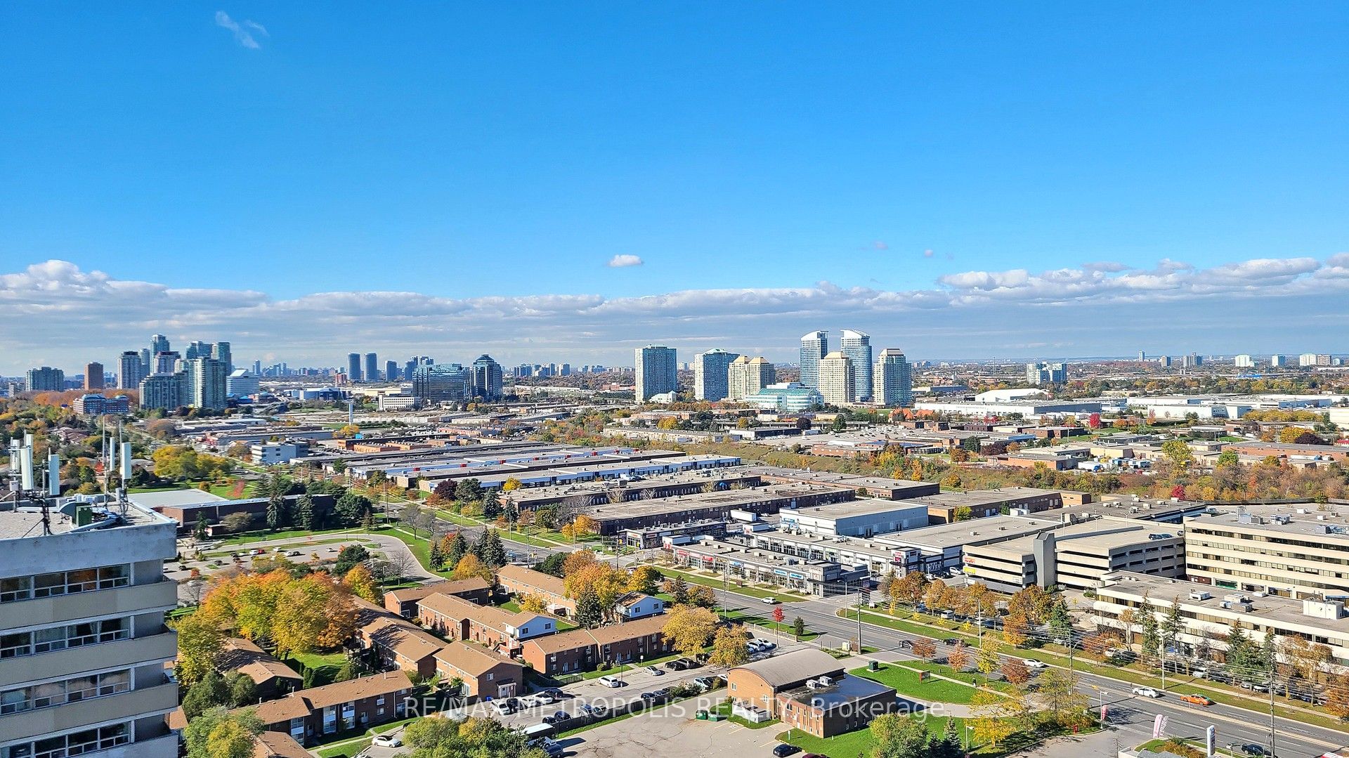 30 Meadowglen Place, #2405