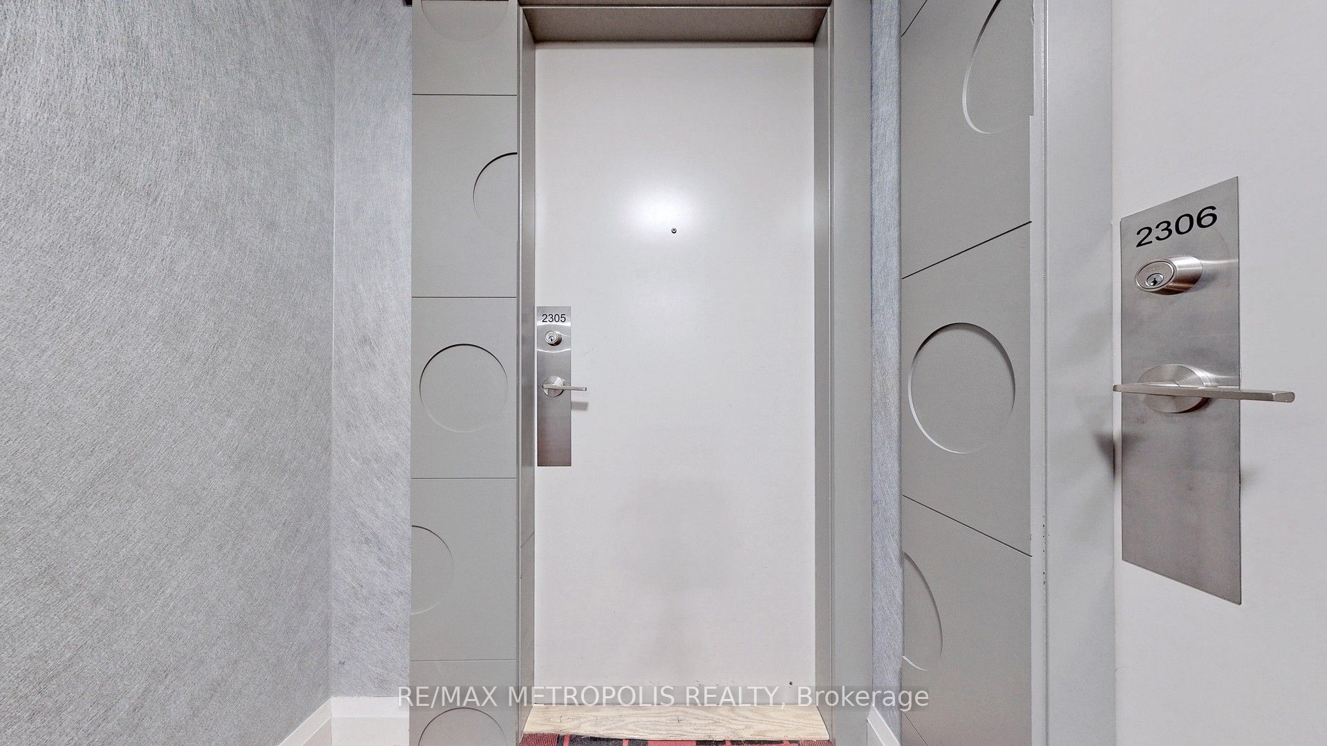 30 Meadowglen Place, #2405