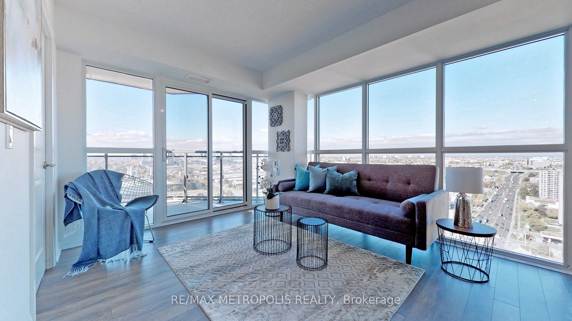 30 Meadowglen Place, #2405