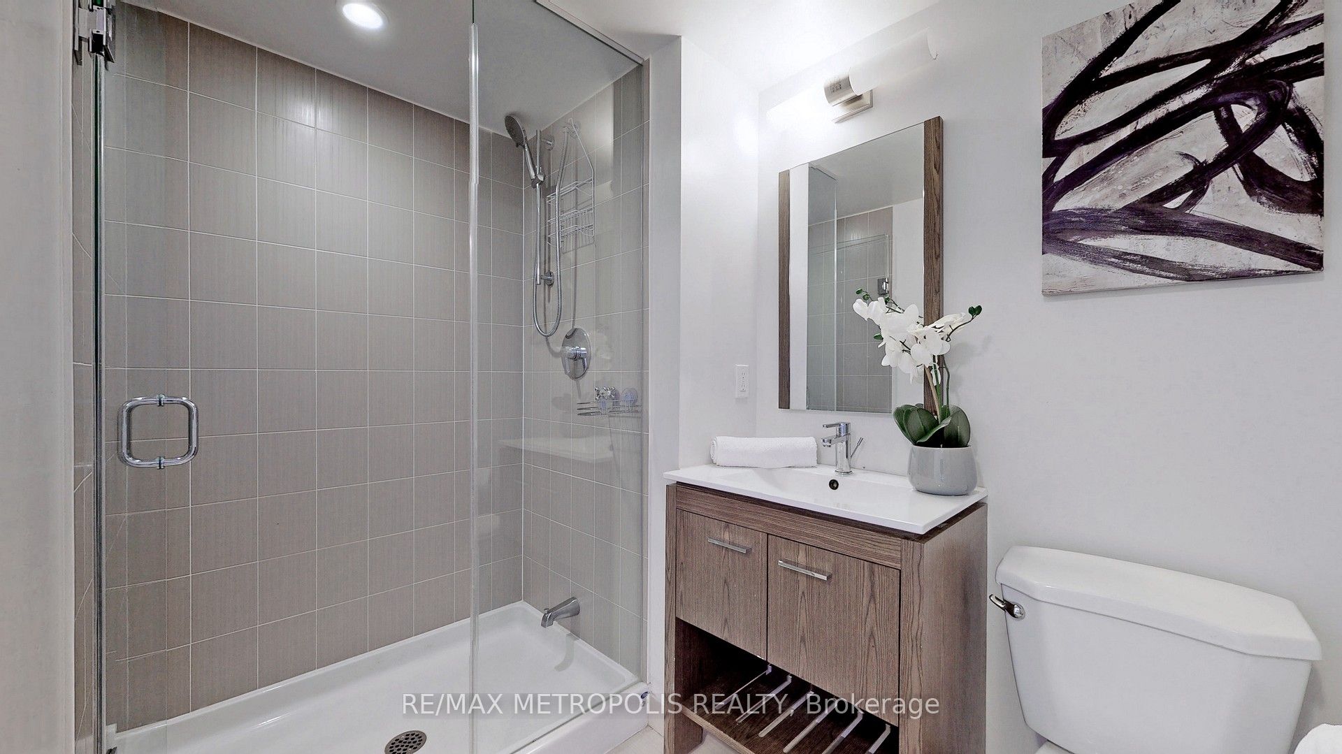 30 Meadowglen Place, #2405