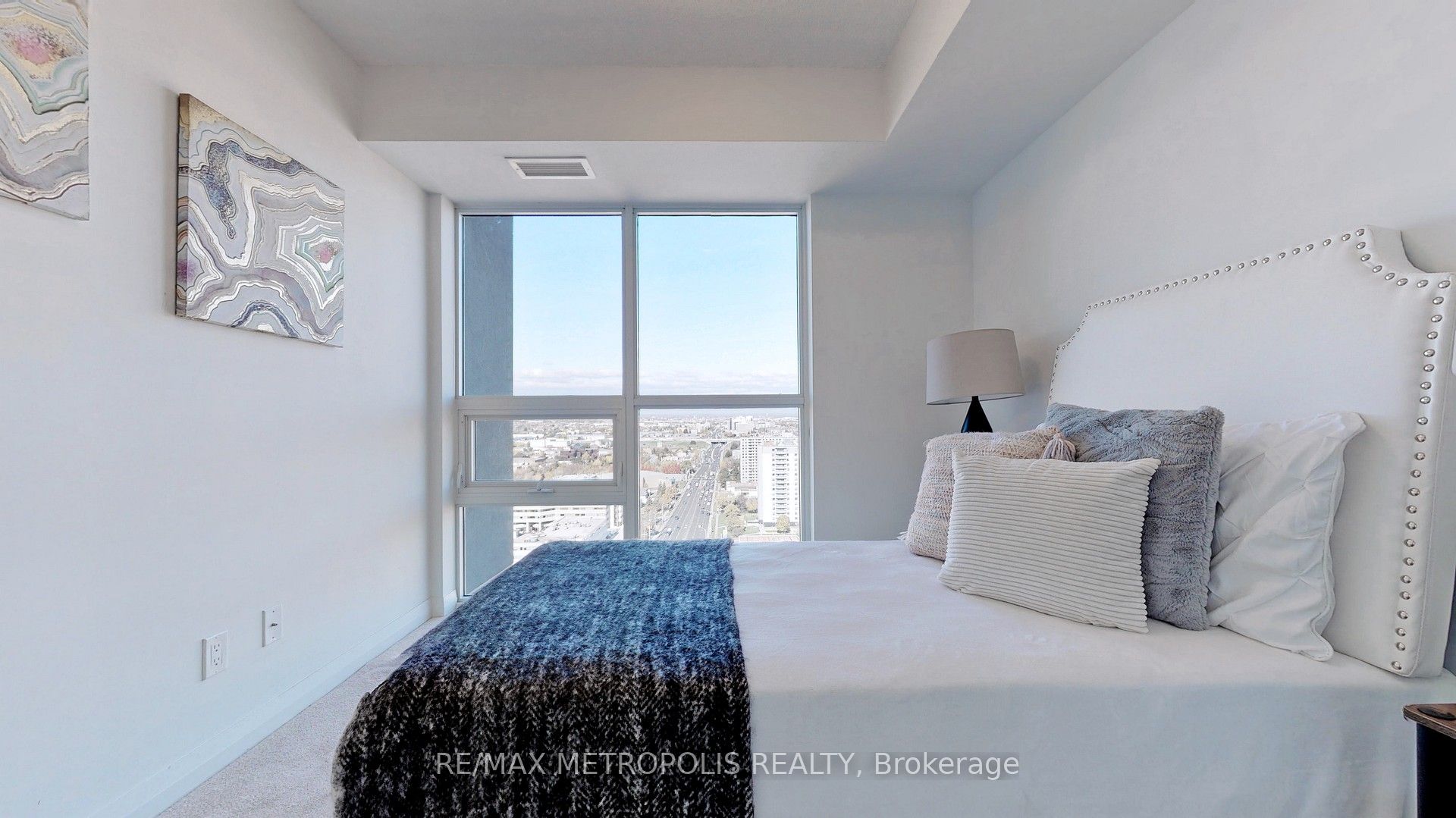 30 Meadowglen Place, #2405