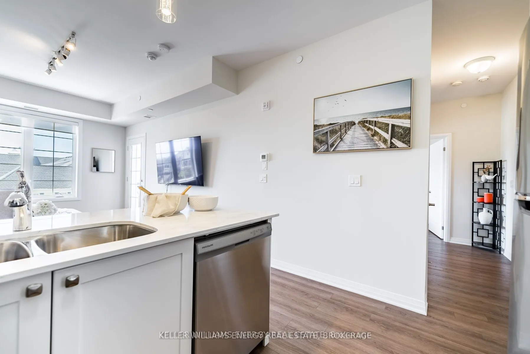 65 Shipway Avenue, #412