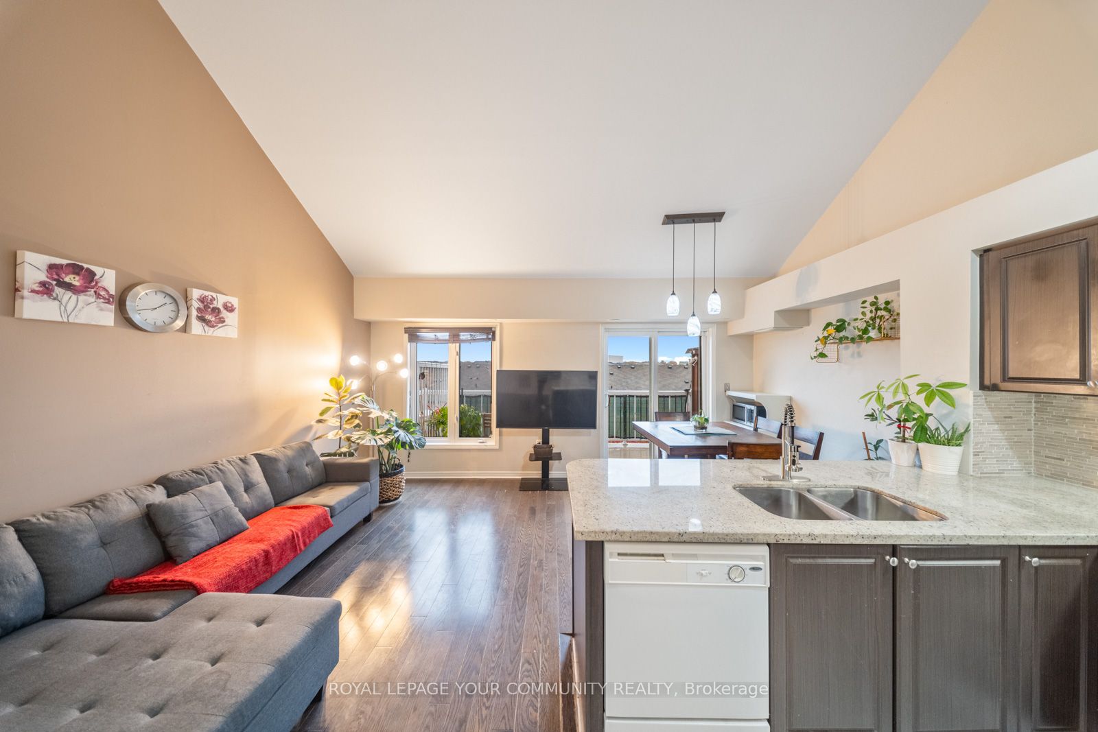 651F Warden Avenue #48
