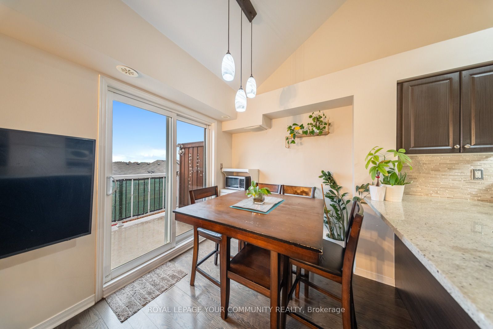651F Warden Avenue #48
