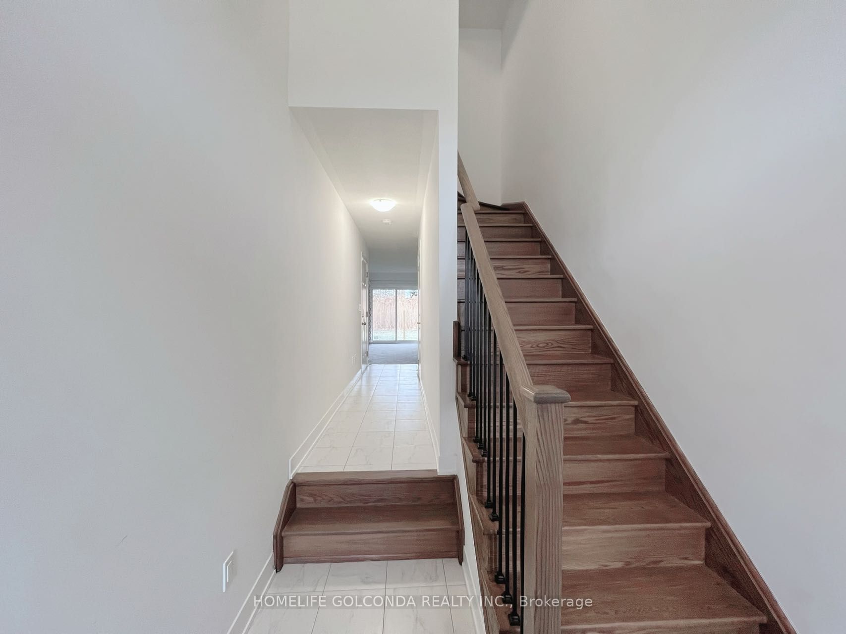 11 Elkington Crescent