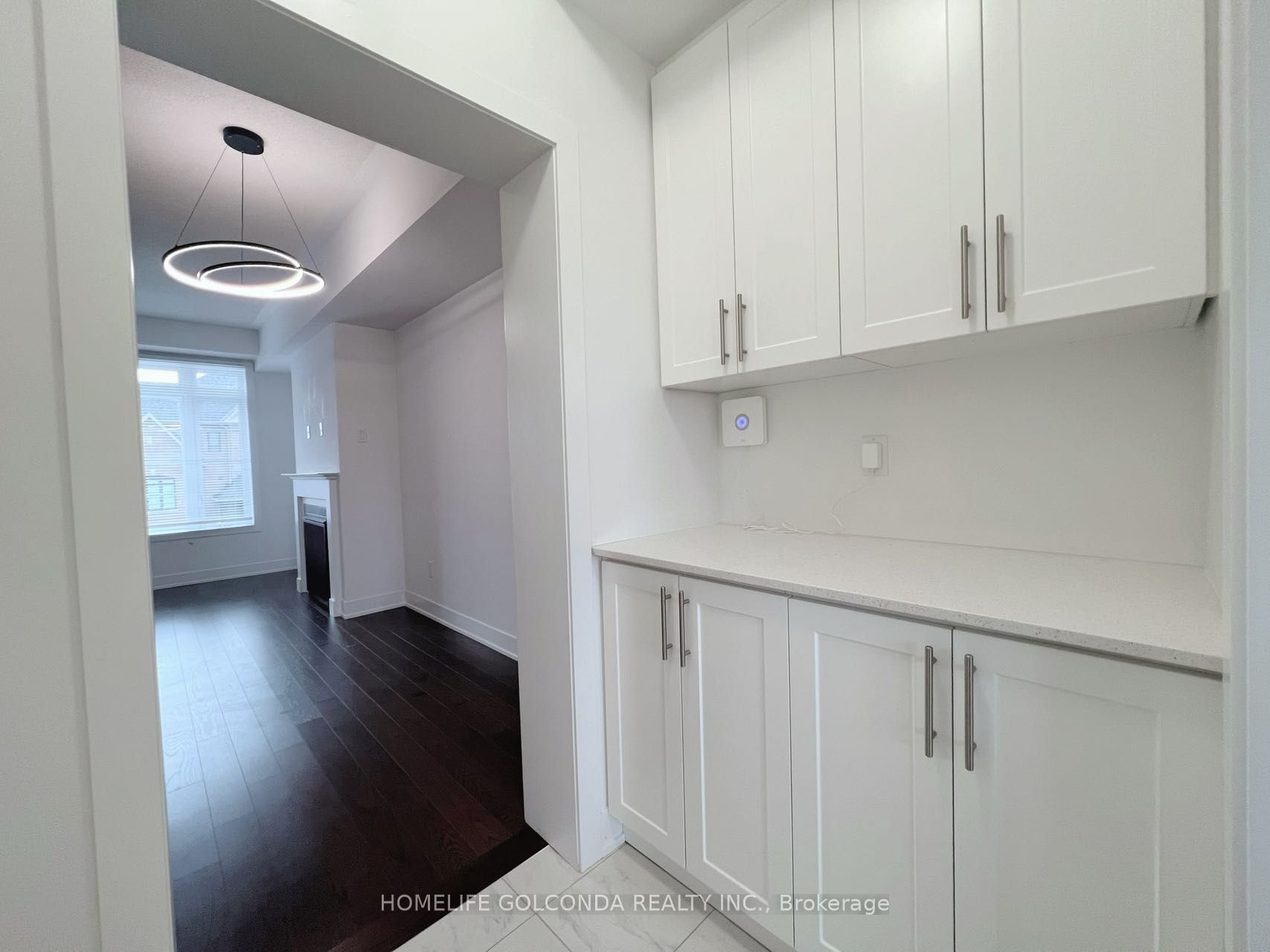 11 Elkington Crescent