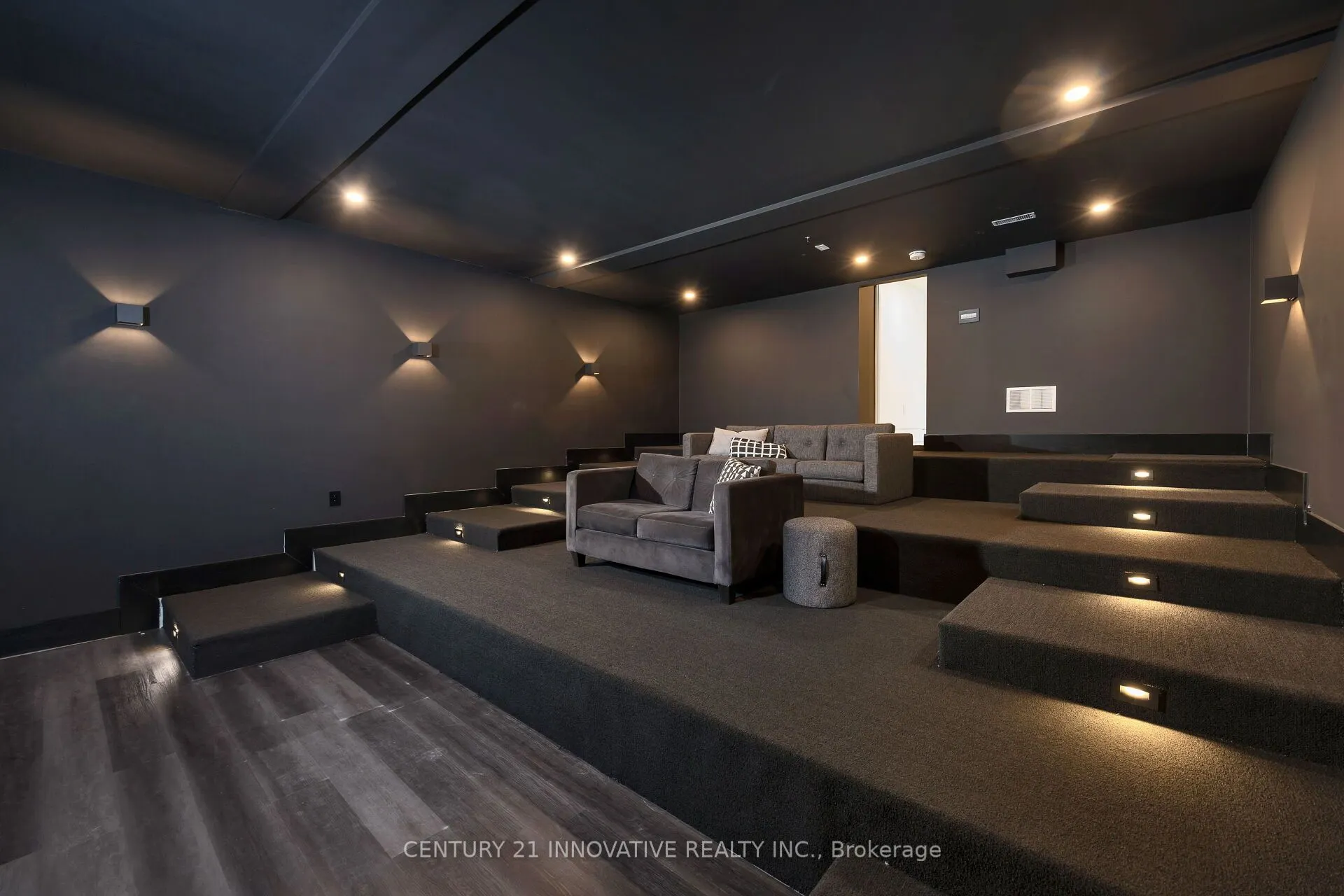 10 Haida Court