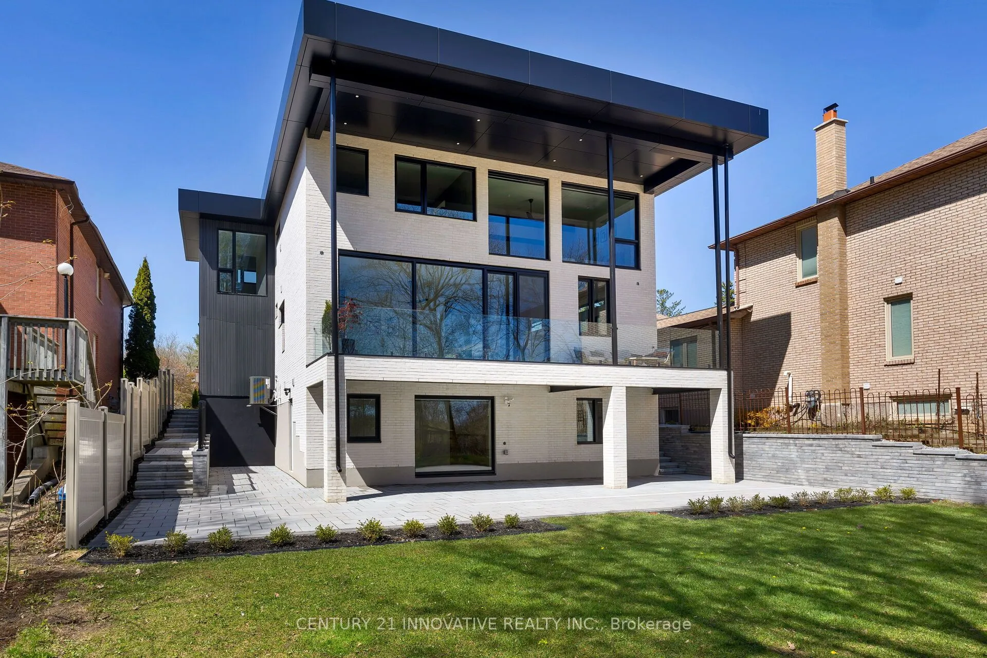 10 Haida Court
