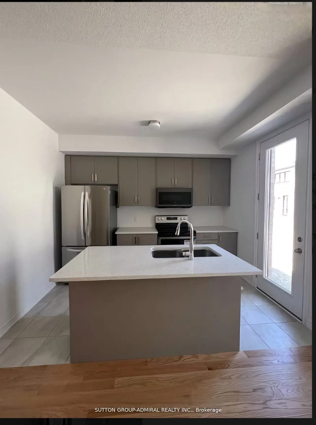 54 Sorbara Way