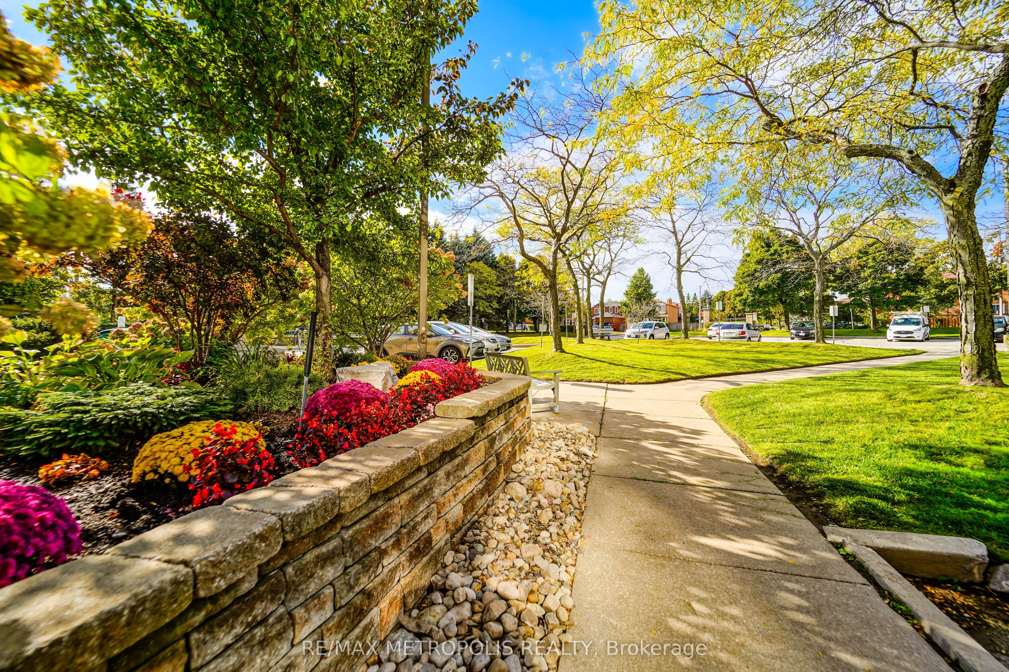 90 Dale Avenue #502