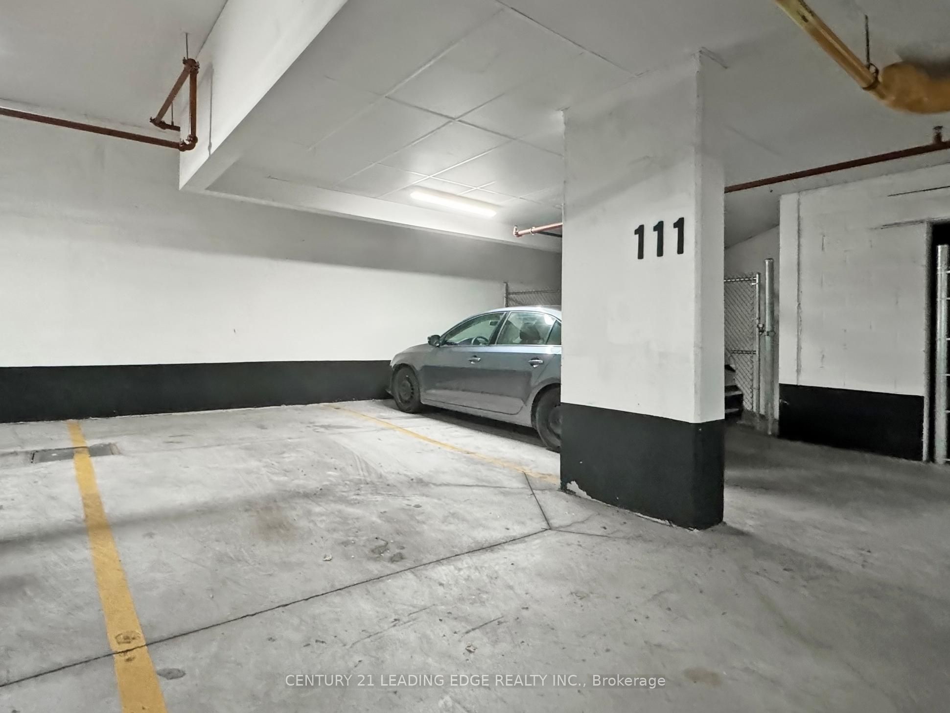 5131 SHEPPARD Avenue E #102