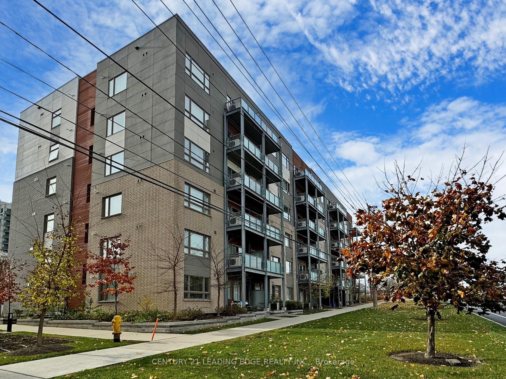 5131 SHEPPARD Avenue E #102
