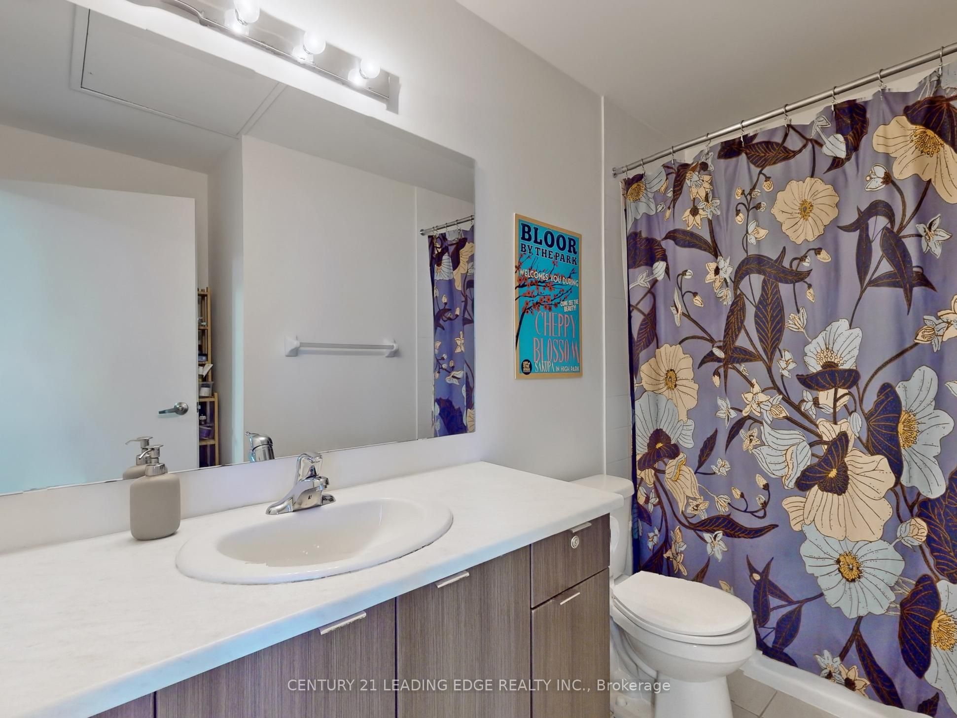 5131 SHEPPARD Avenue E #102