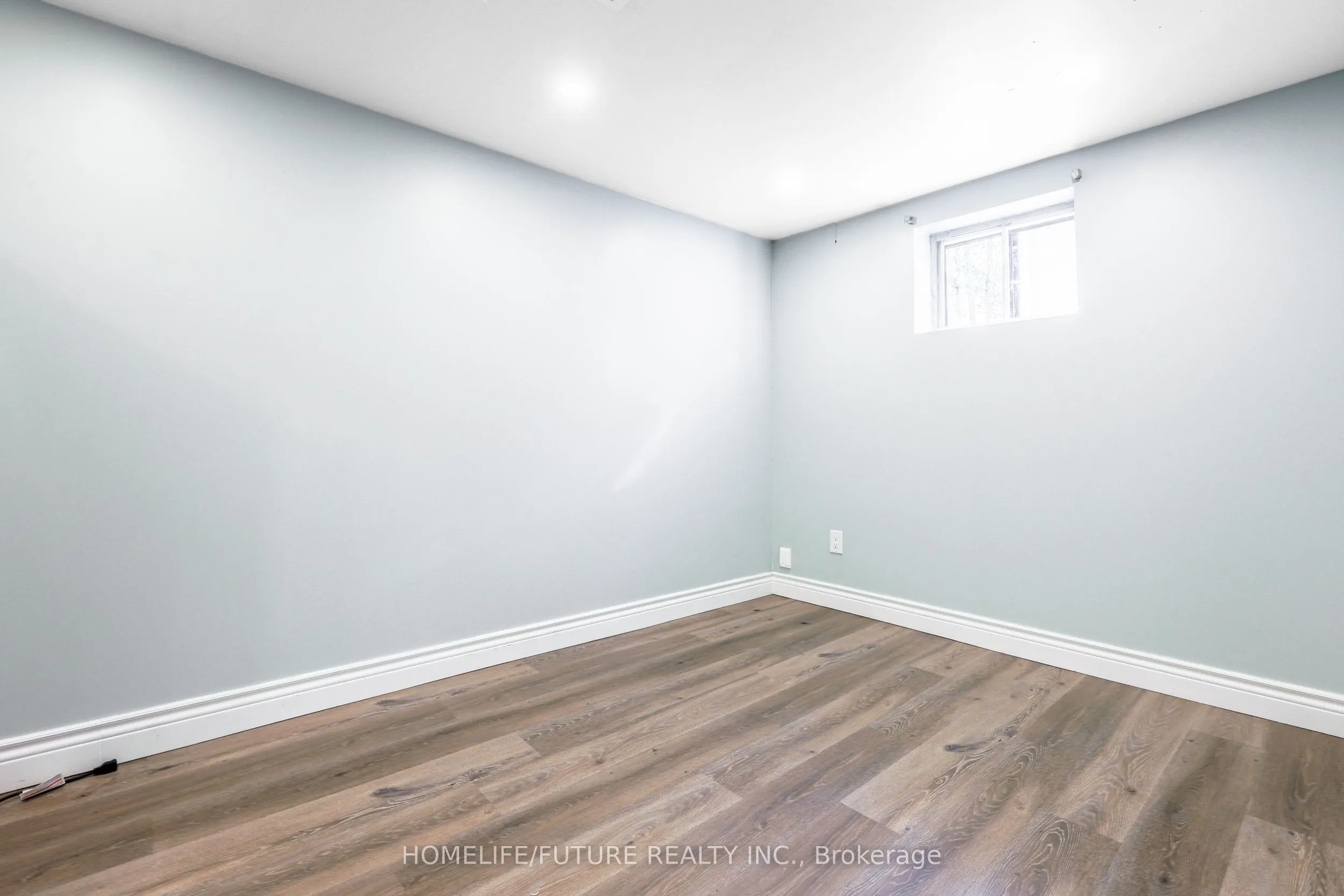226 Oakridge Drive