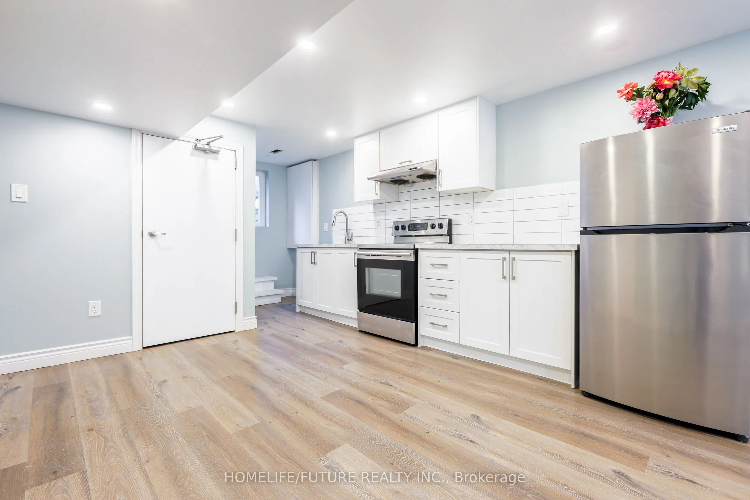 226 Oakridge Drive