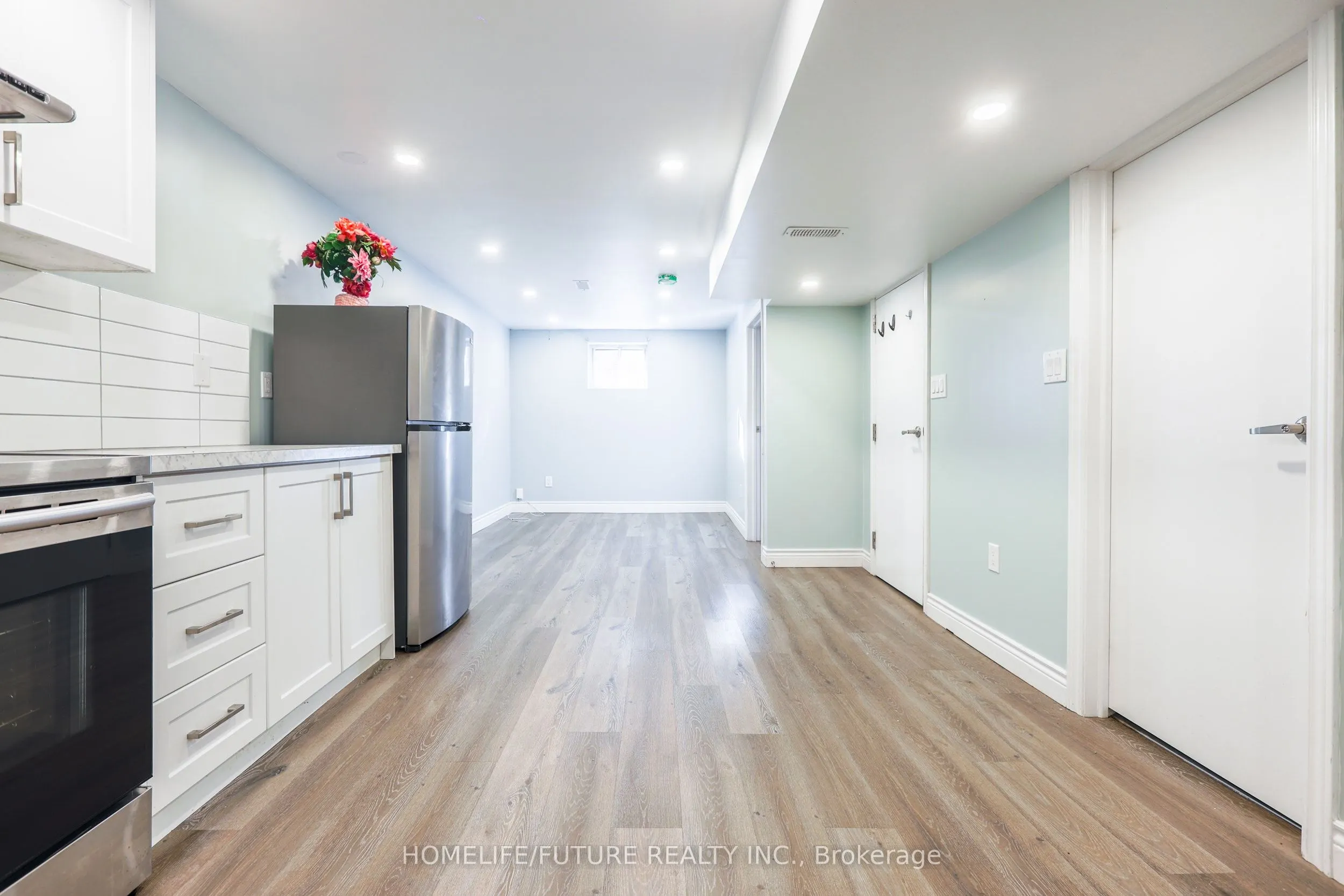 226 Oakridge Drive