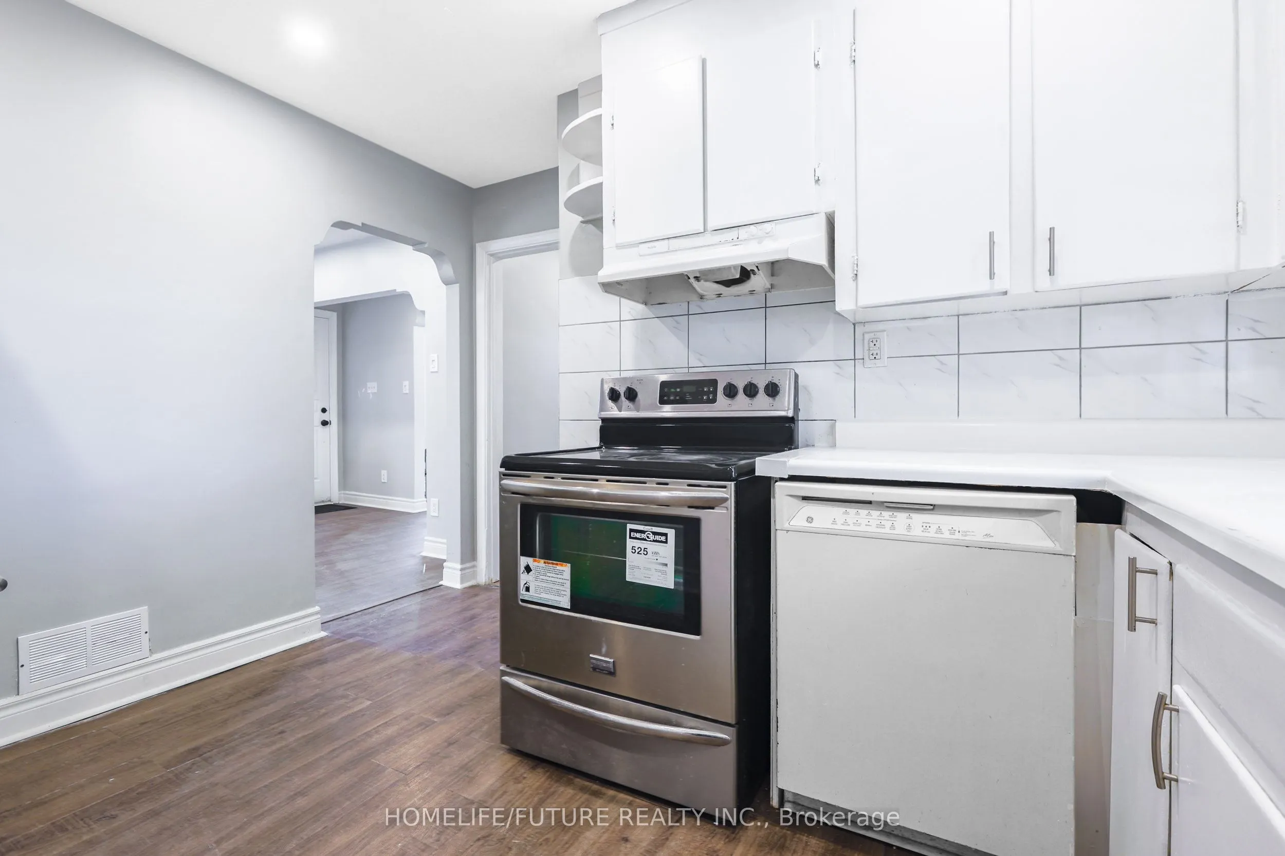 226 Oakridge Drive