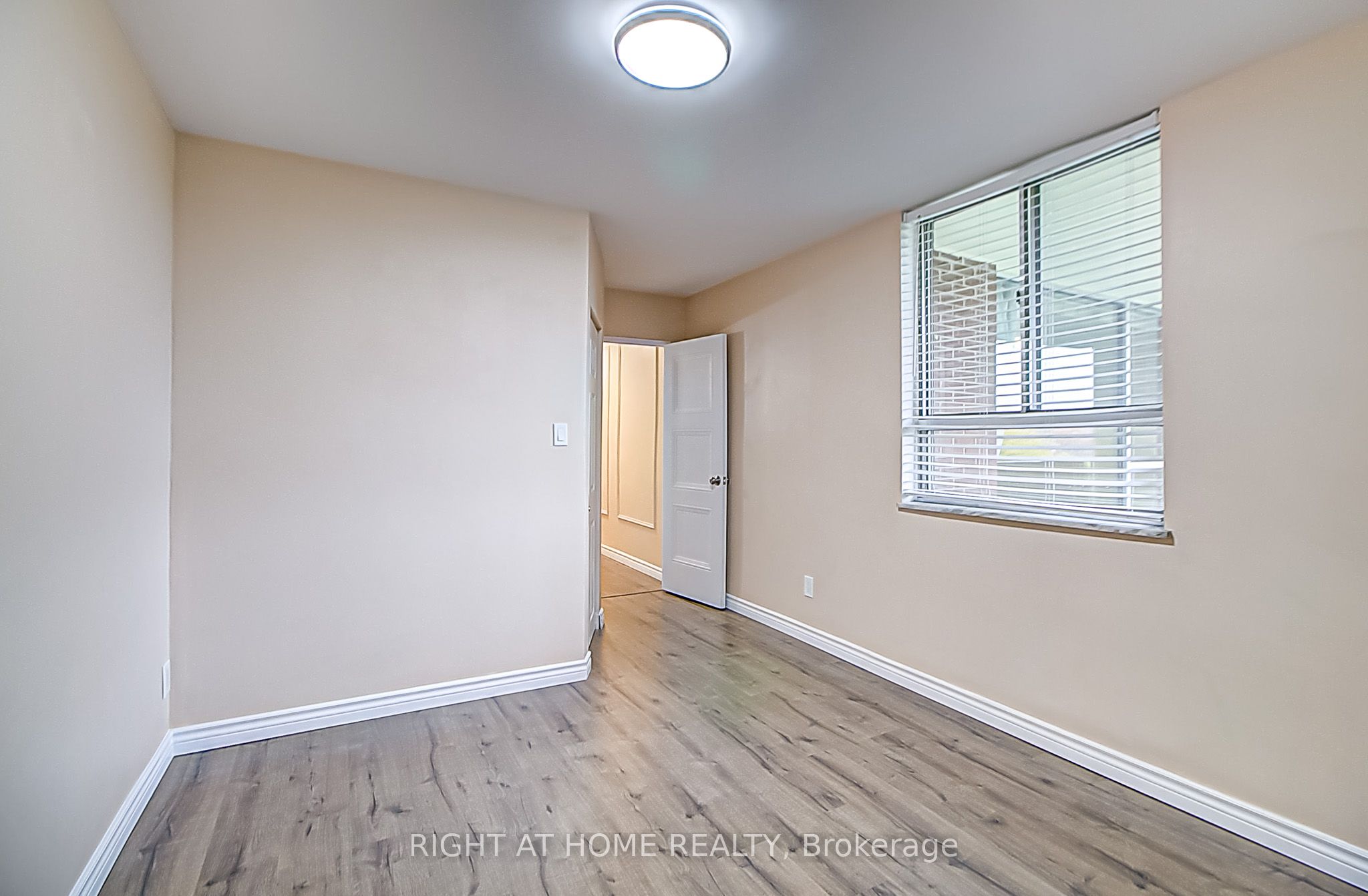 1 Massey Square, #419