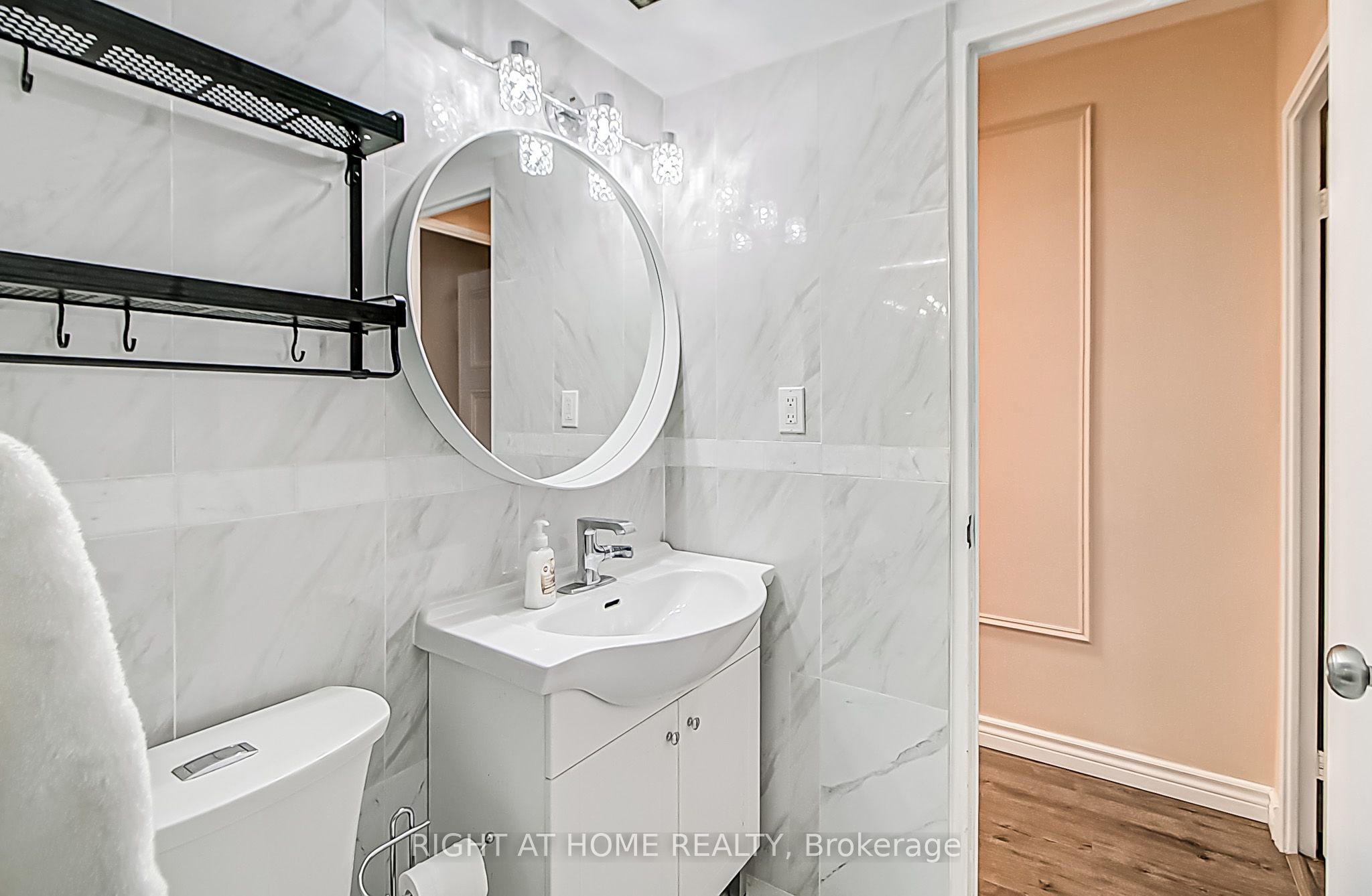 1 Massey Square, #419