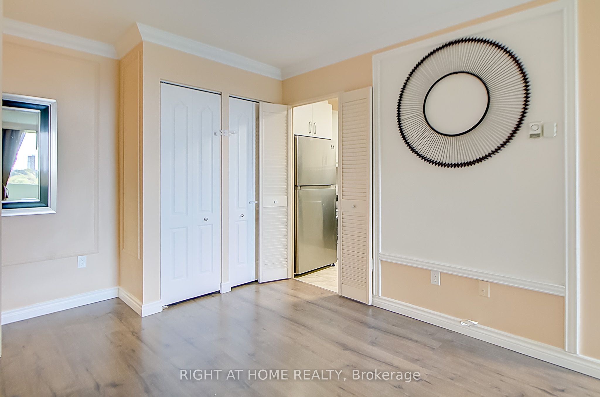 1 Massey Square, #419