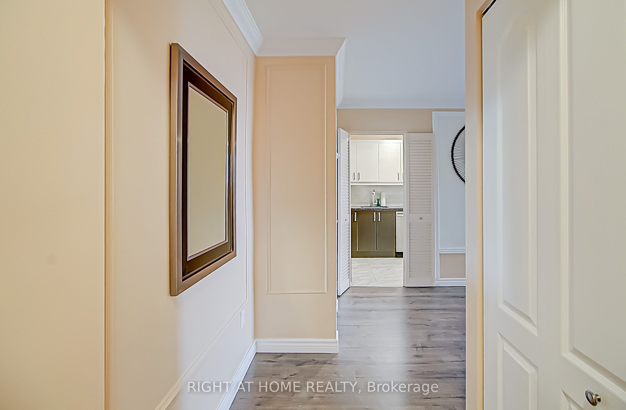 1 Massey Square, #419