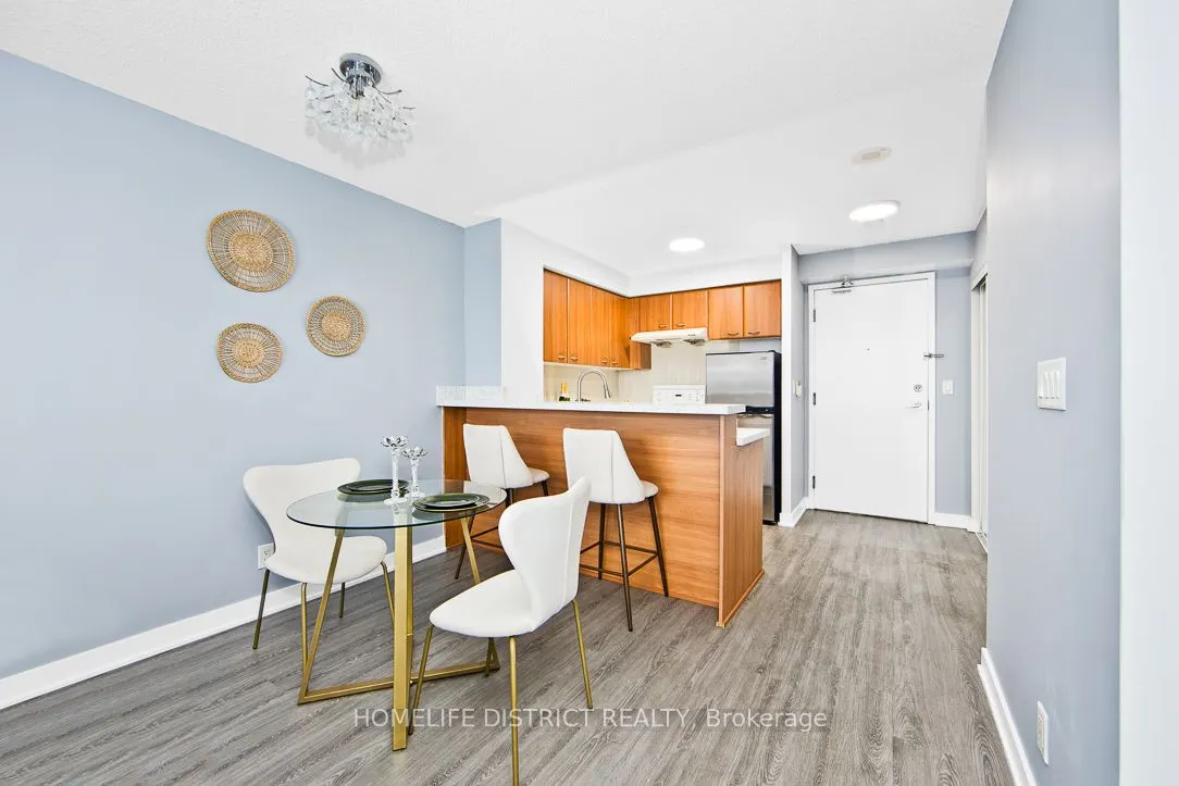 36 Lee Centre Drive, #2708