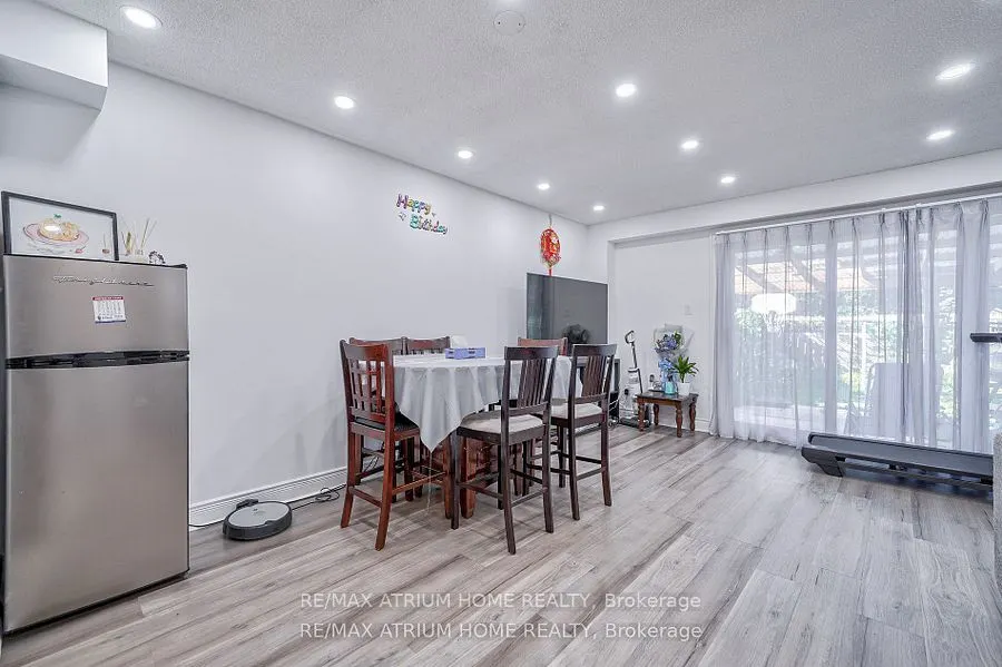 56 Huntingdale Boulevard #13