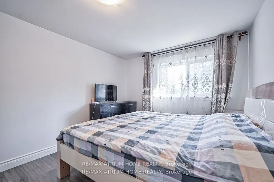 56 Huntingdale Boulevard #13