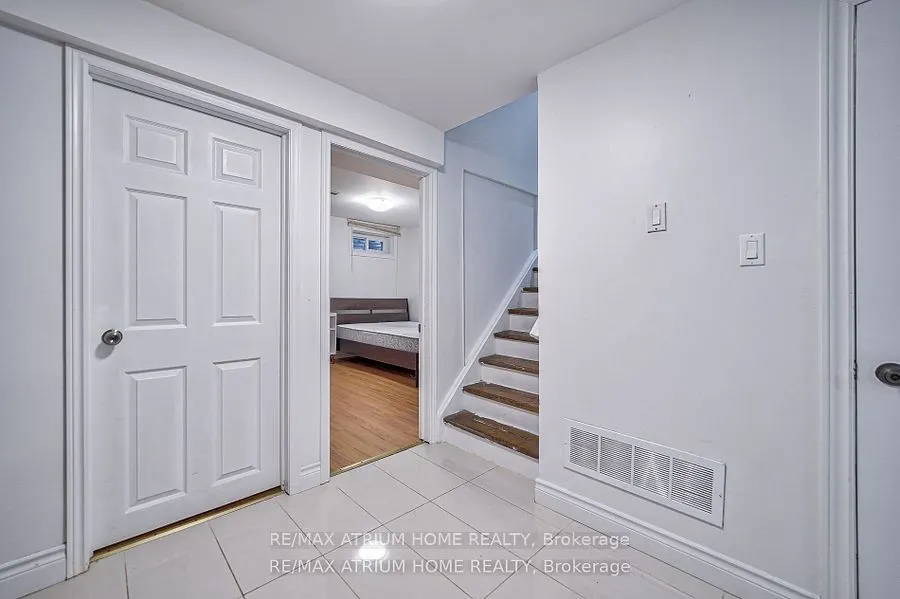 56 Huntingdale Boulevard #13