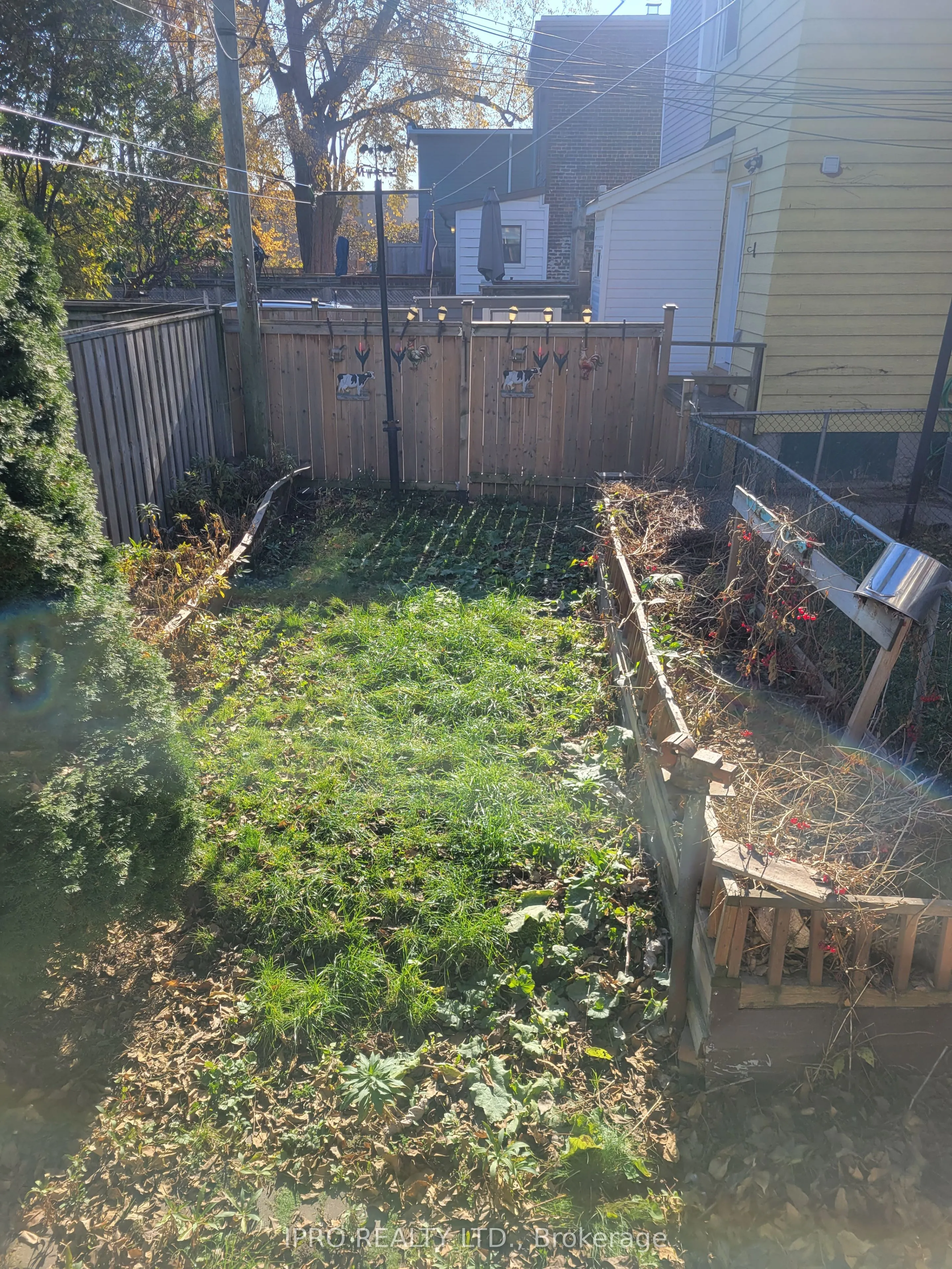 547 Eastern Avenue