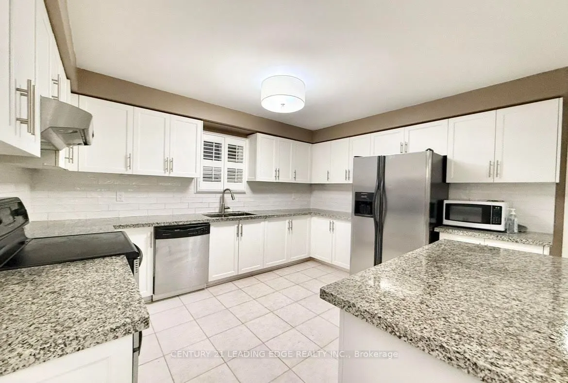 492 Palmtree Crescent