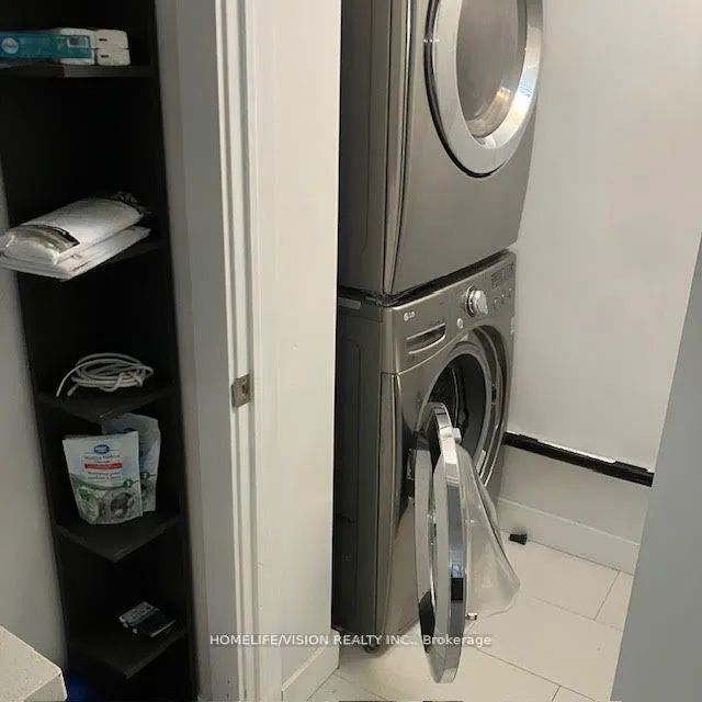 25 Arbutus Crescent, #Lower