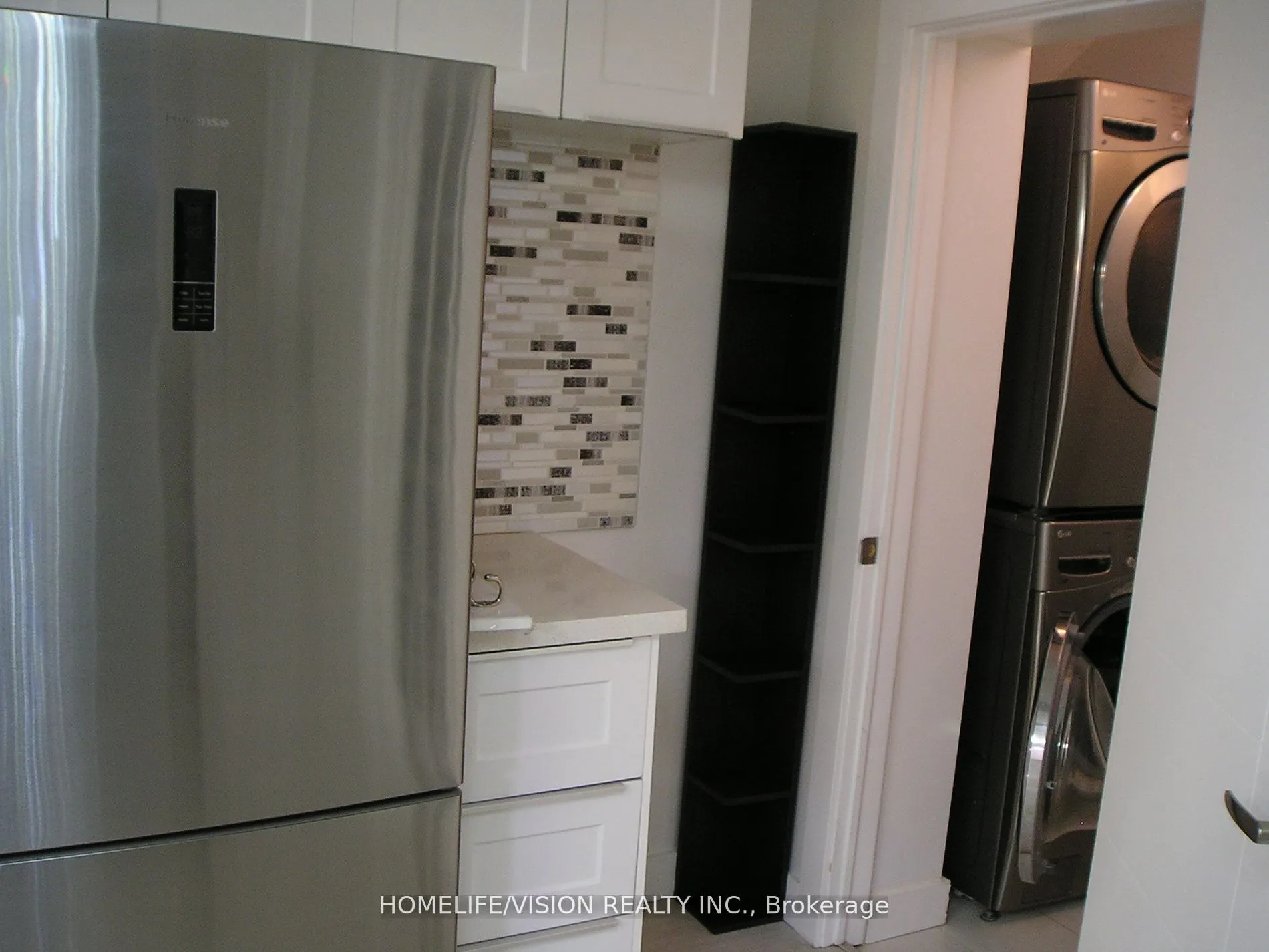 25 Arbutus Crescent, #Lower