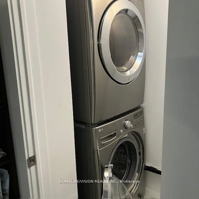 25 Arbutus Crescent, #Lower