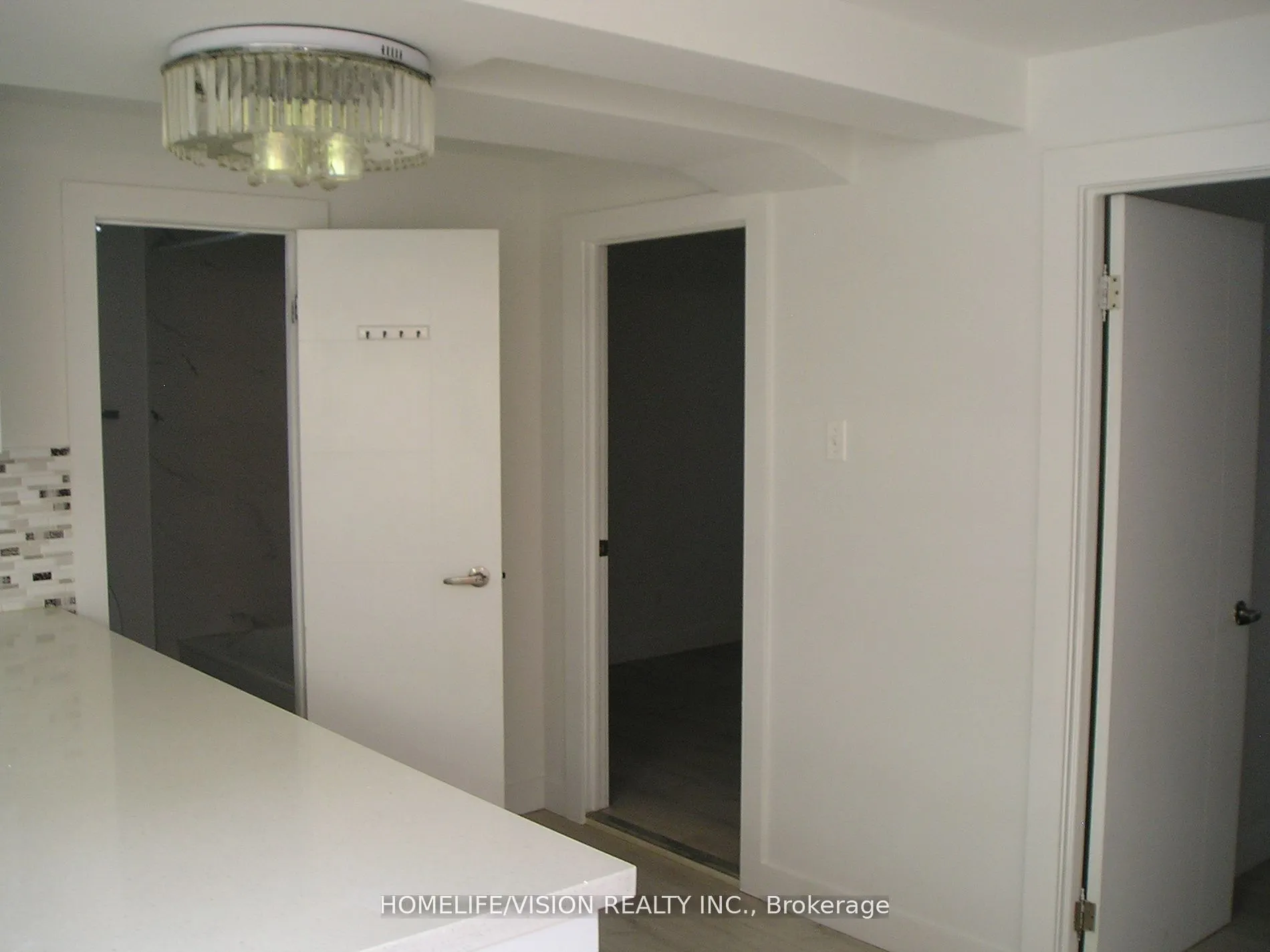 25 Arbutus Crescent, #Lower