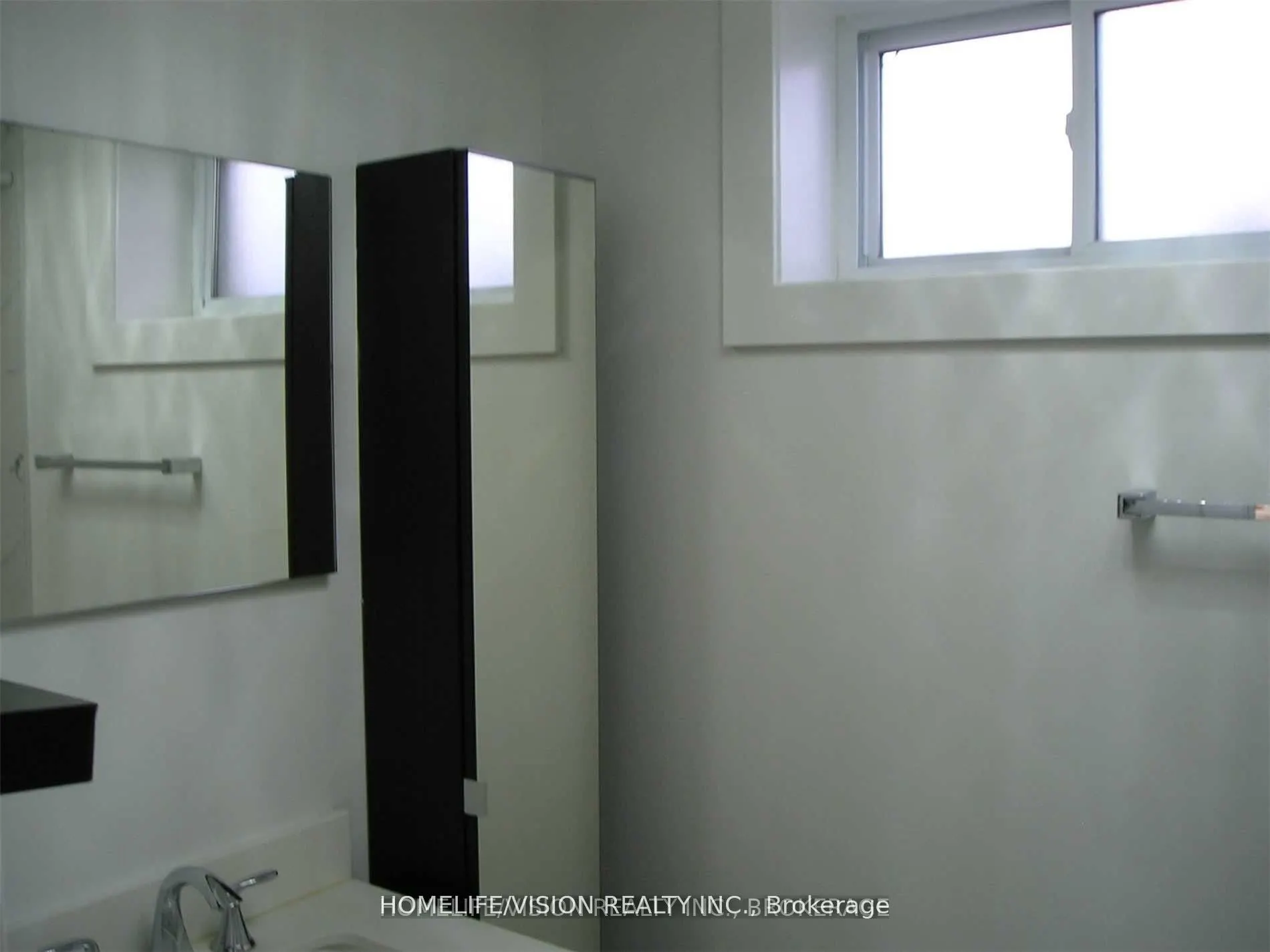 25 Arbutus Crescent, #Lower