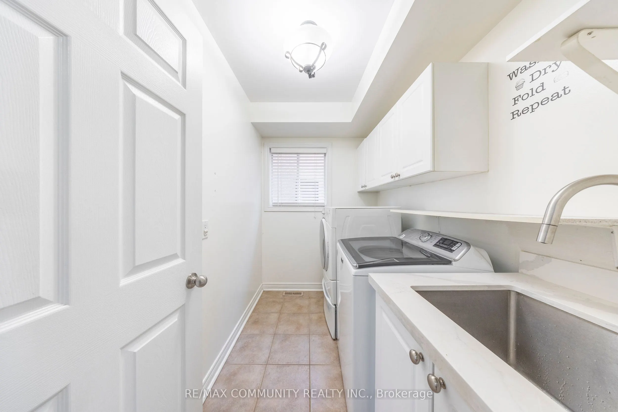 11 Searell Avenue