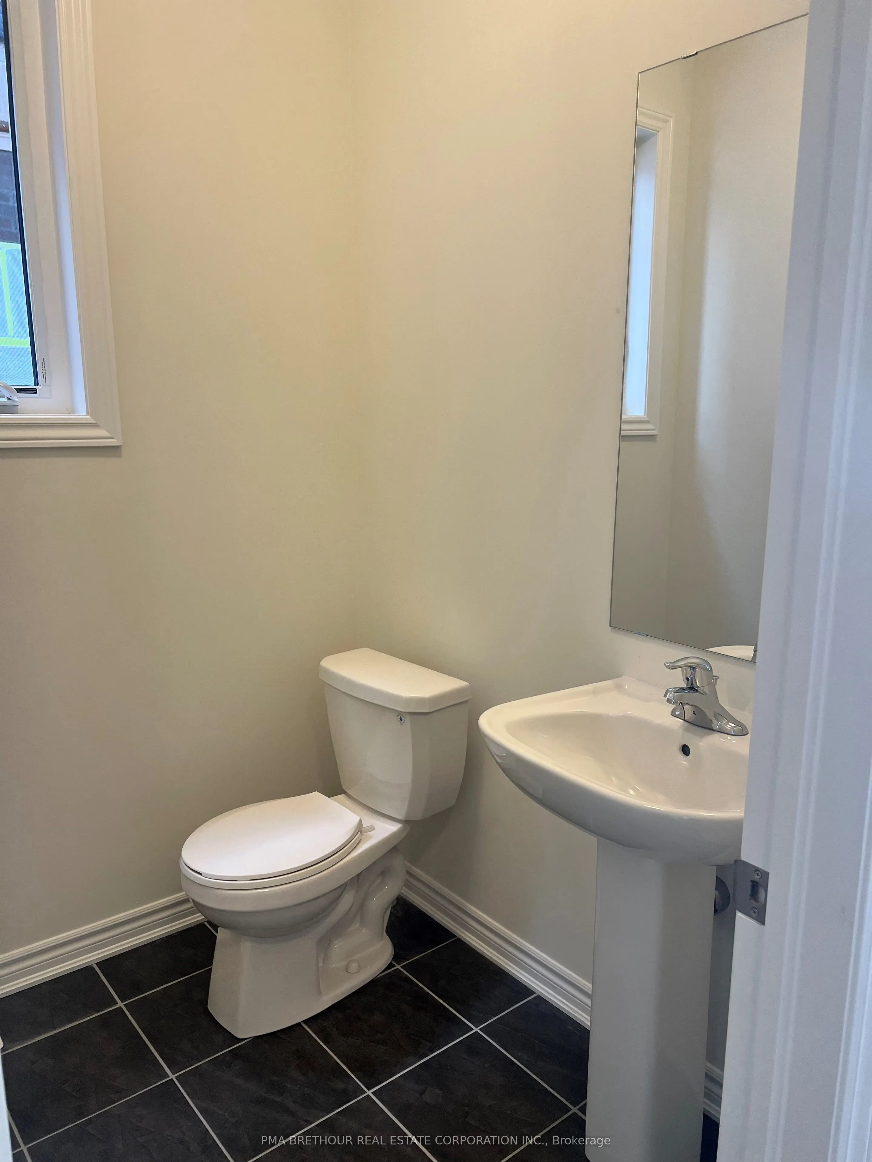 6 Forestlane Way