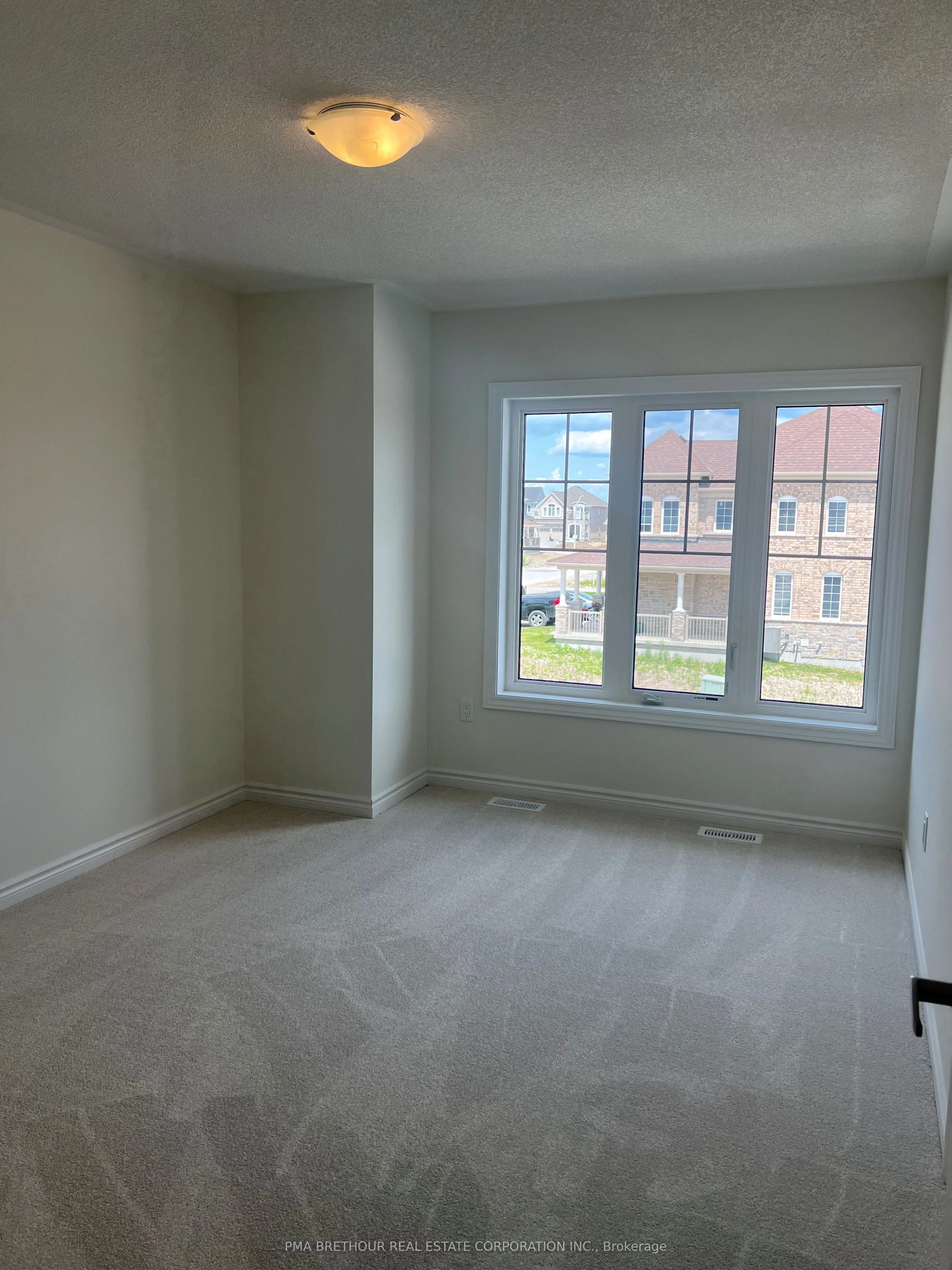6 Forestlane Way
